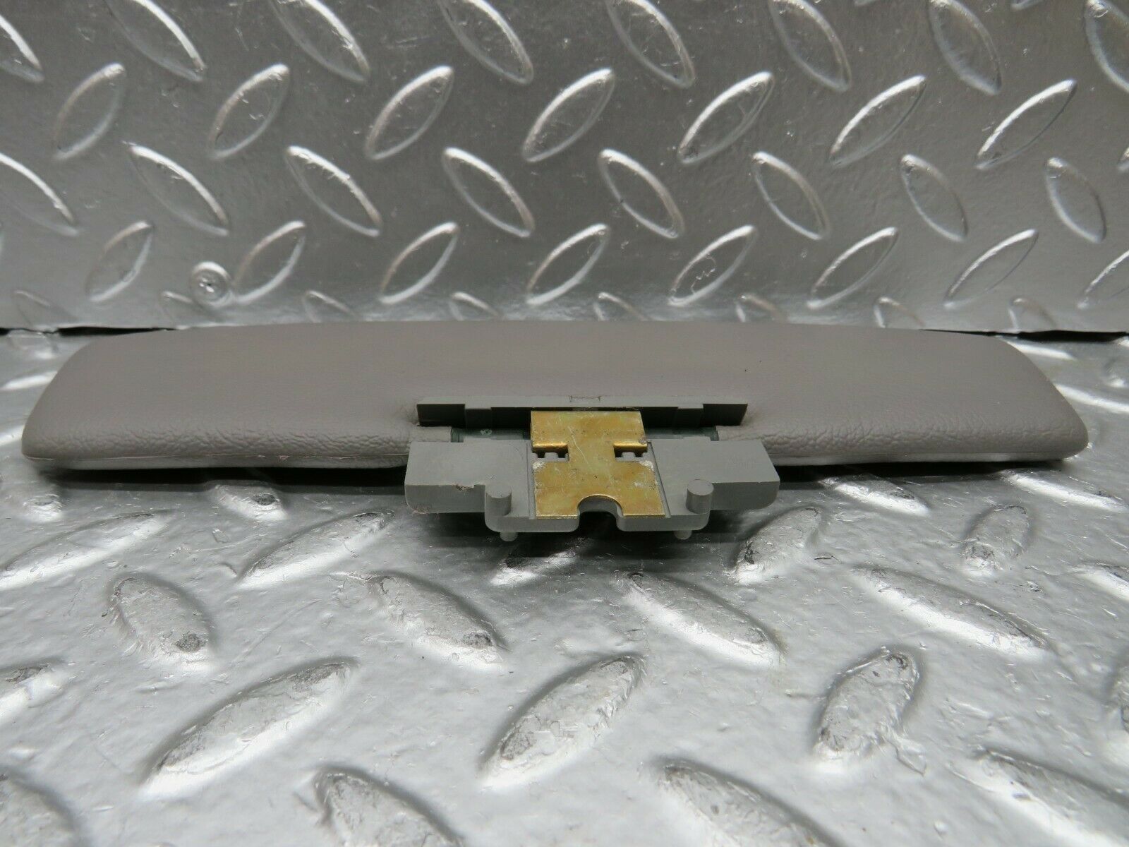 22521 Mercedes-Benz C124 E220 Coupe Middle Sun Visor Grey