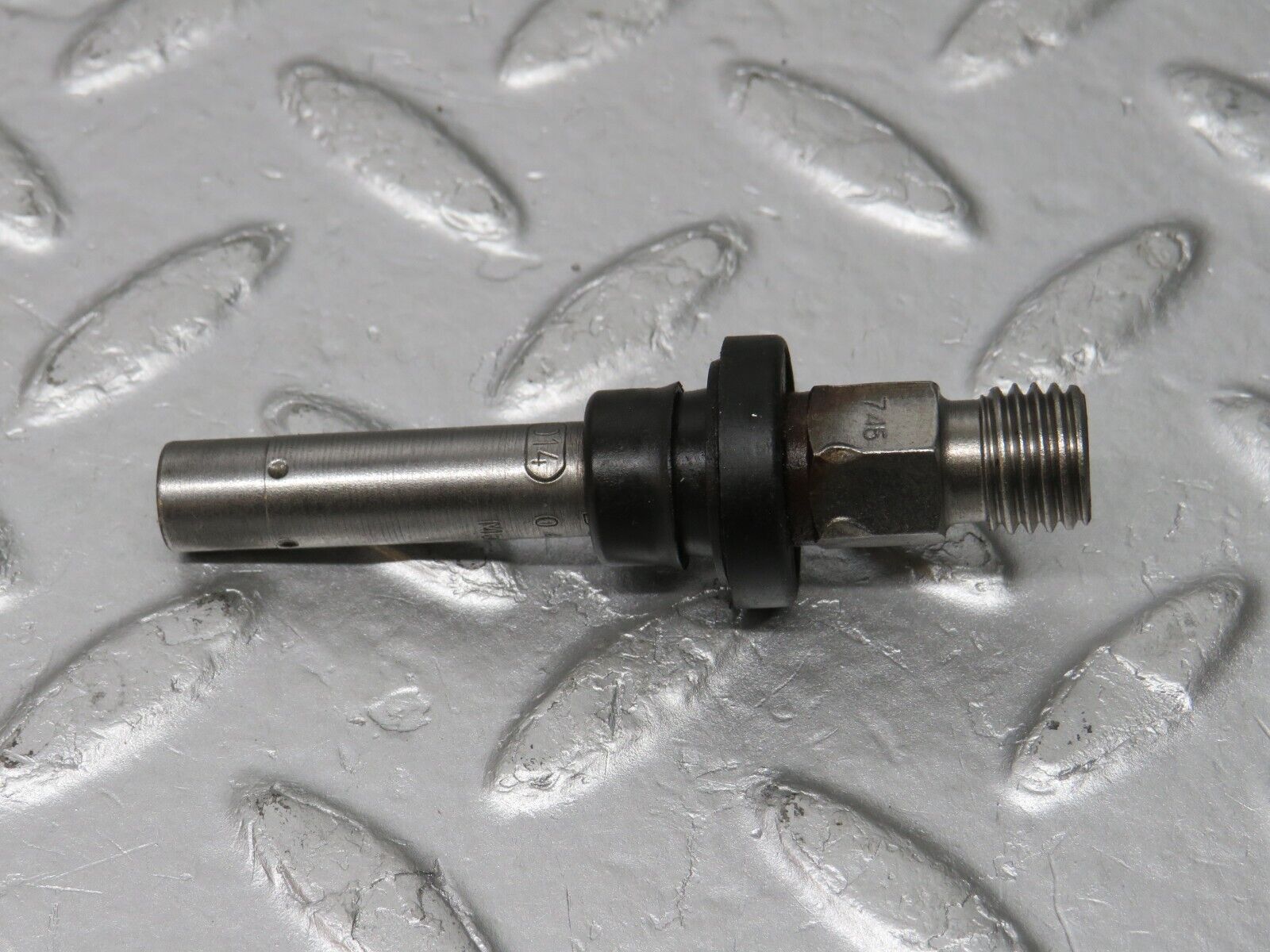 32703 Mercedes-Benz S124 300TE Wagon Fuel Injector Bosch 0437502010