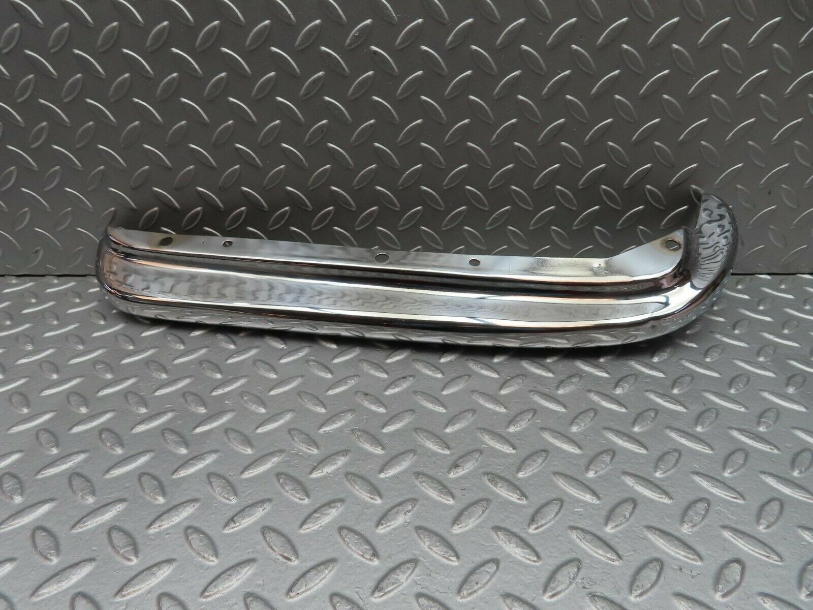 10626 Mercedes-Benz W108 Rear Left Upper Bumper Corner