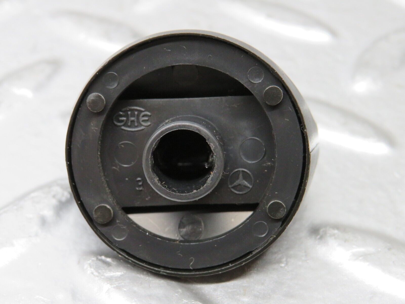 29750 Mercedes-Benz W123 230E Heater Control Knob Set