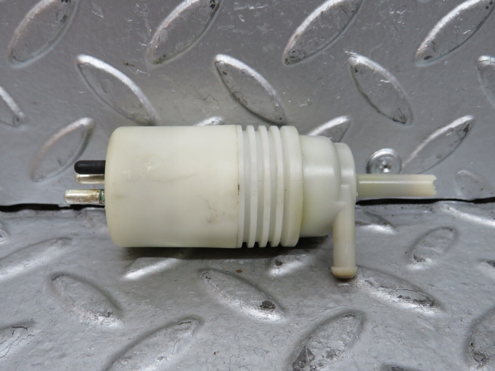 29115 Mercedes-Benz C124 320CE Coupe Windscreen Washer Pump 1248690421