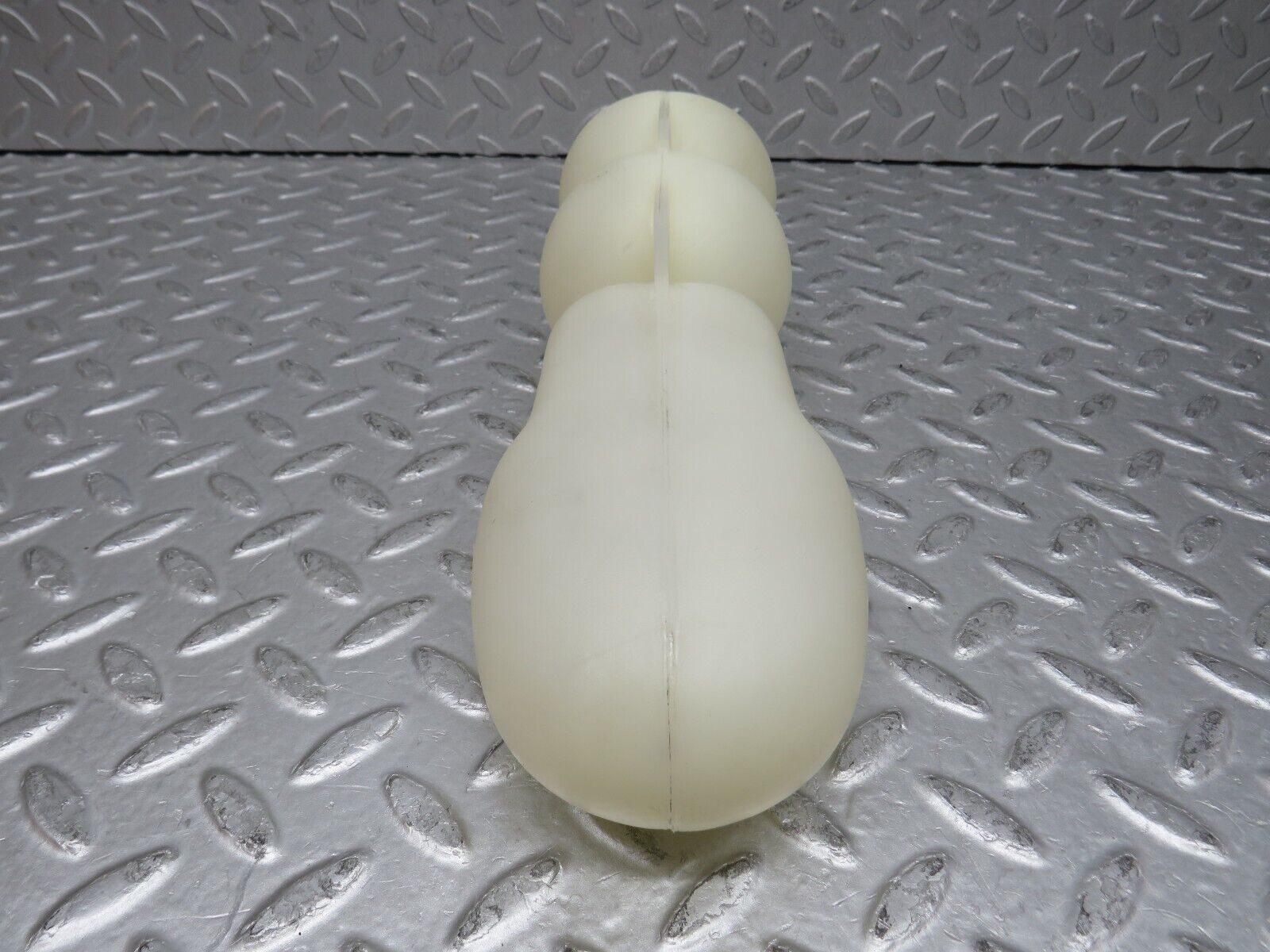 37861 Mercedes-Benz A124 320E Cabriolet Vacuum Reservoir Tank