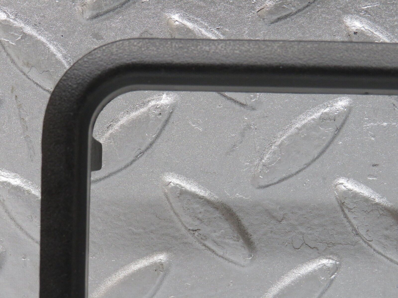 39626 Mercedes-Benz R129 320SL Coupe Gear Selector Surround Trim 1292670088