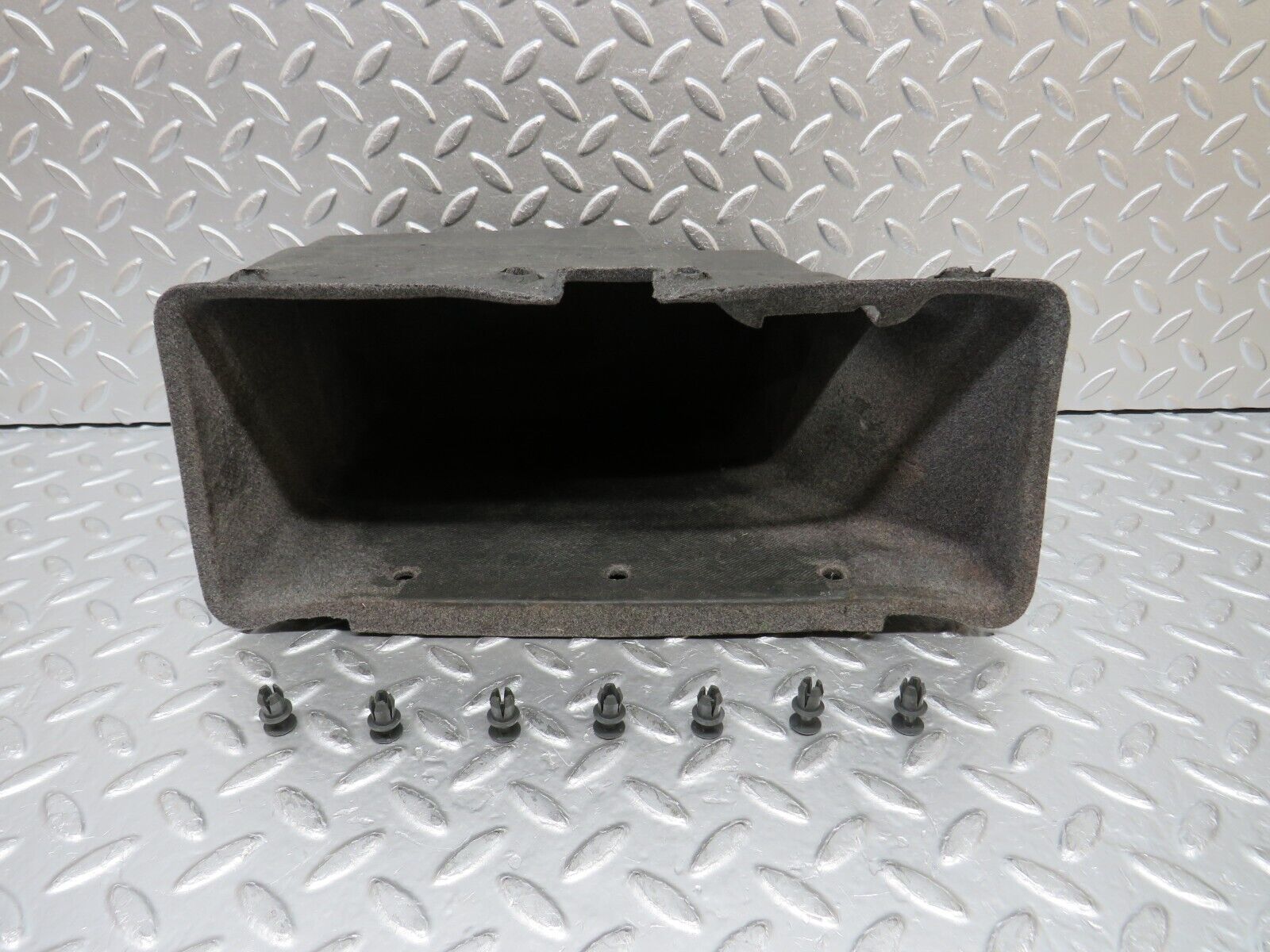 31343 Mercedes-Benz S124 220TE Wagon Glove Box 1246800191