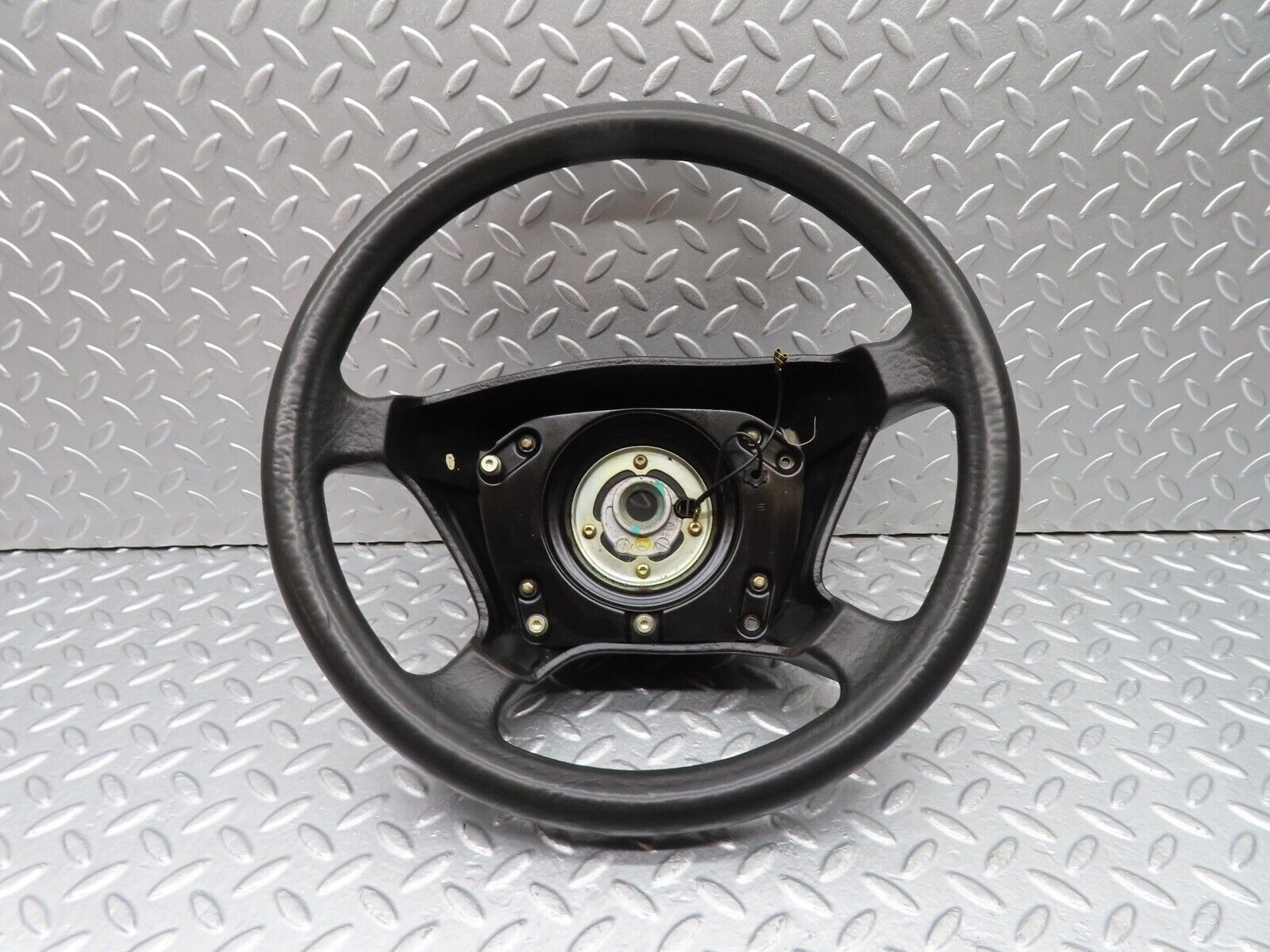 18159 Mercedes-Benz W124 Steering Wheel
