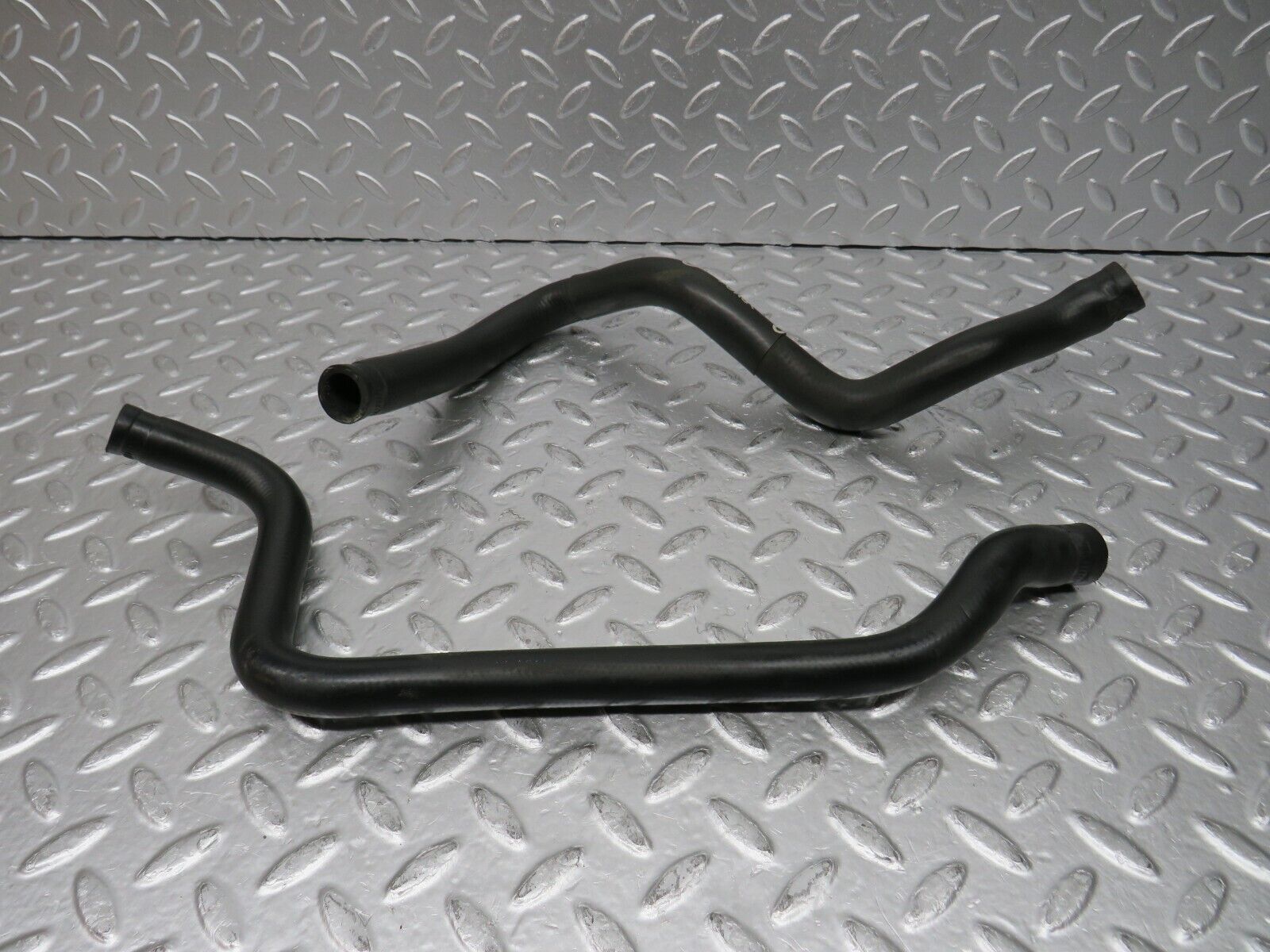 31493 Mercedes-Benz S124 220TE Wagon Radiator Hose Pipe 1248306296