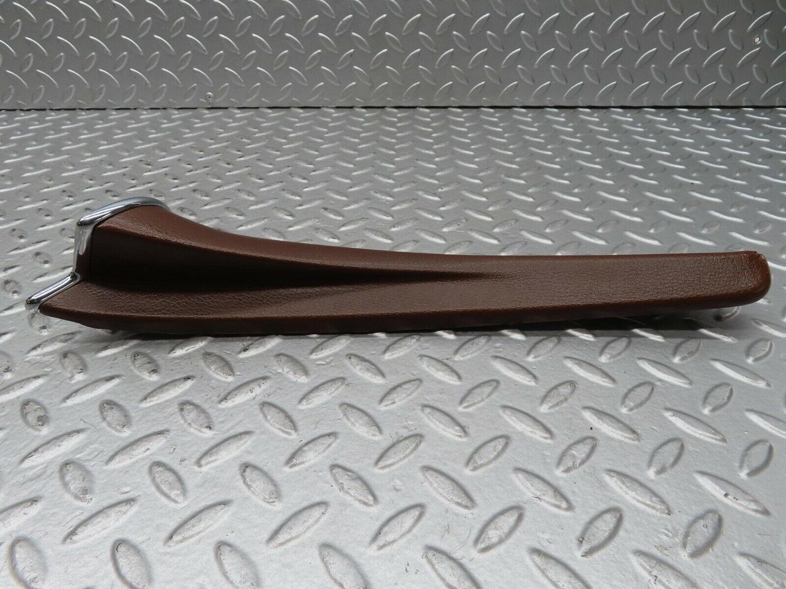 2109 Mercedes-Benz W116 350SE Front Right Door Trim Interior Brown