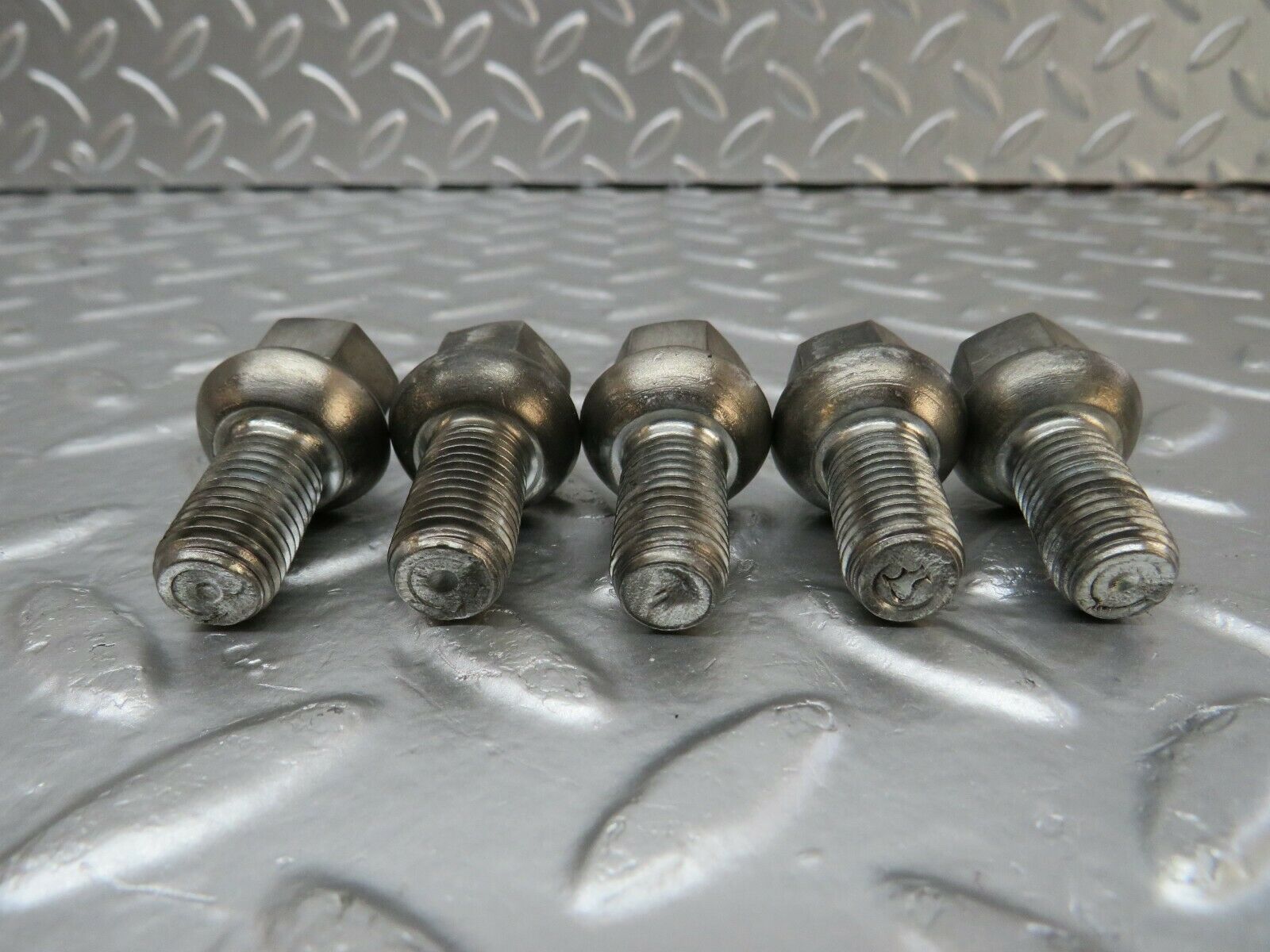 23923 Mercedes-Benz 5x Steel Wheel Lug Bolt M12x1.5