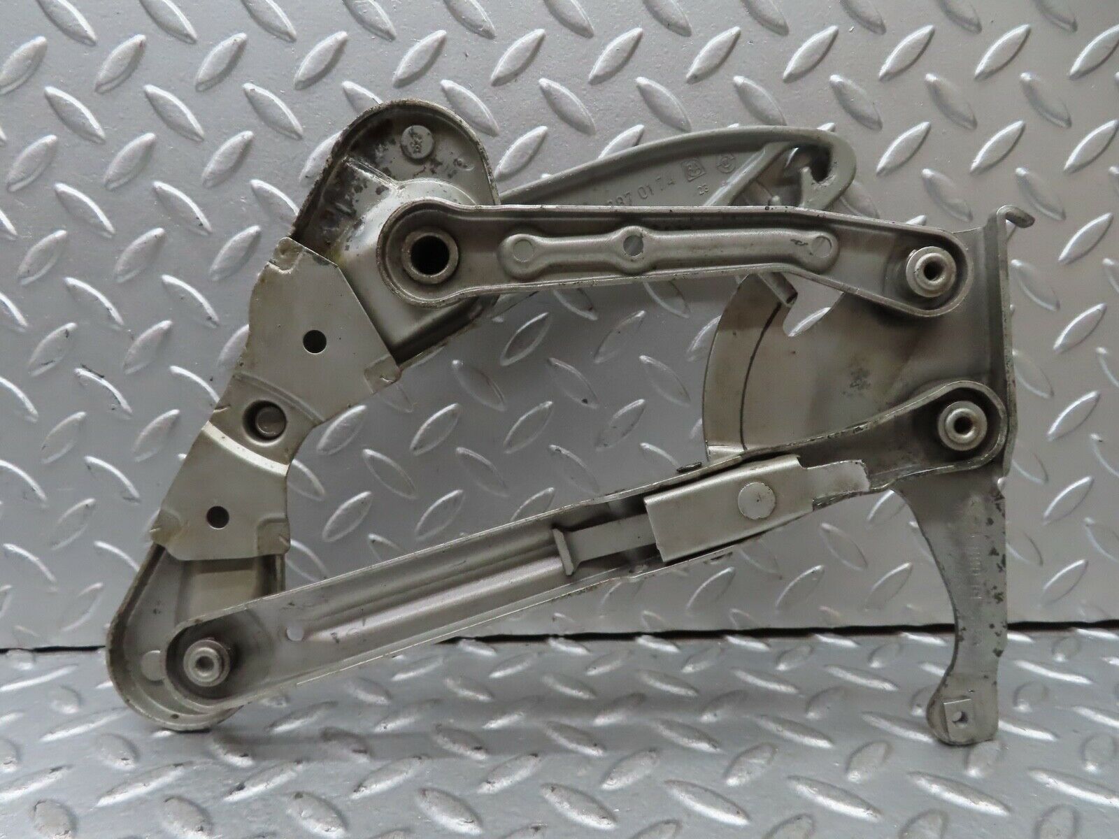 19479 Mercedes-Benz C140 CL420 Coupe Bonnet Hinge Left Side 1298800128