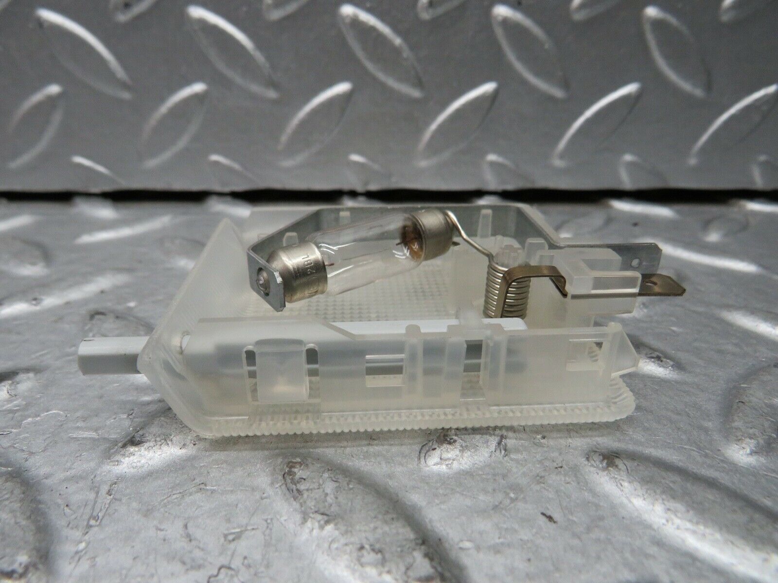 21911 Mercedes-Benz W124 Glove Box Light 1248200001