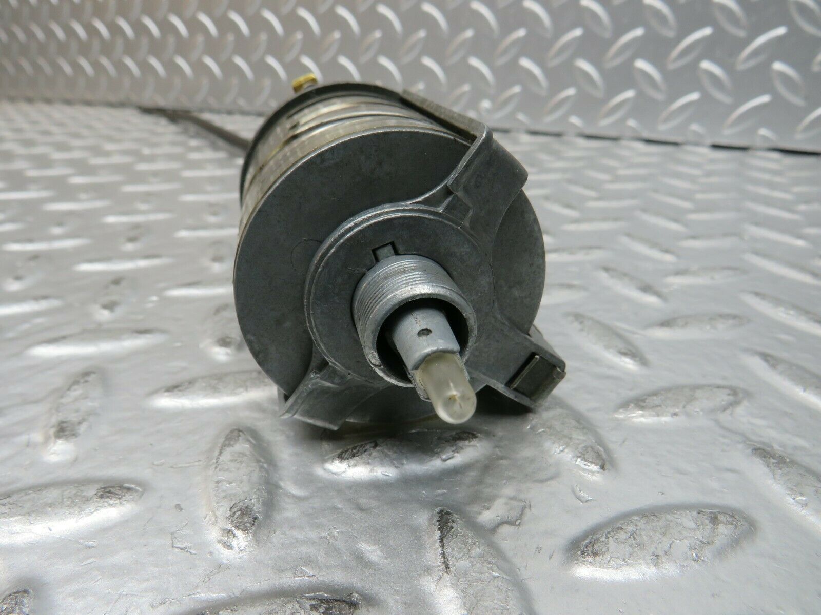 23337 Mercedes-Benz W116 350SE Heater Control Switch