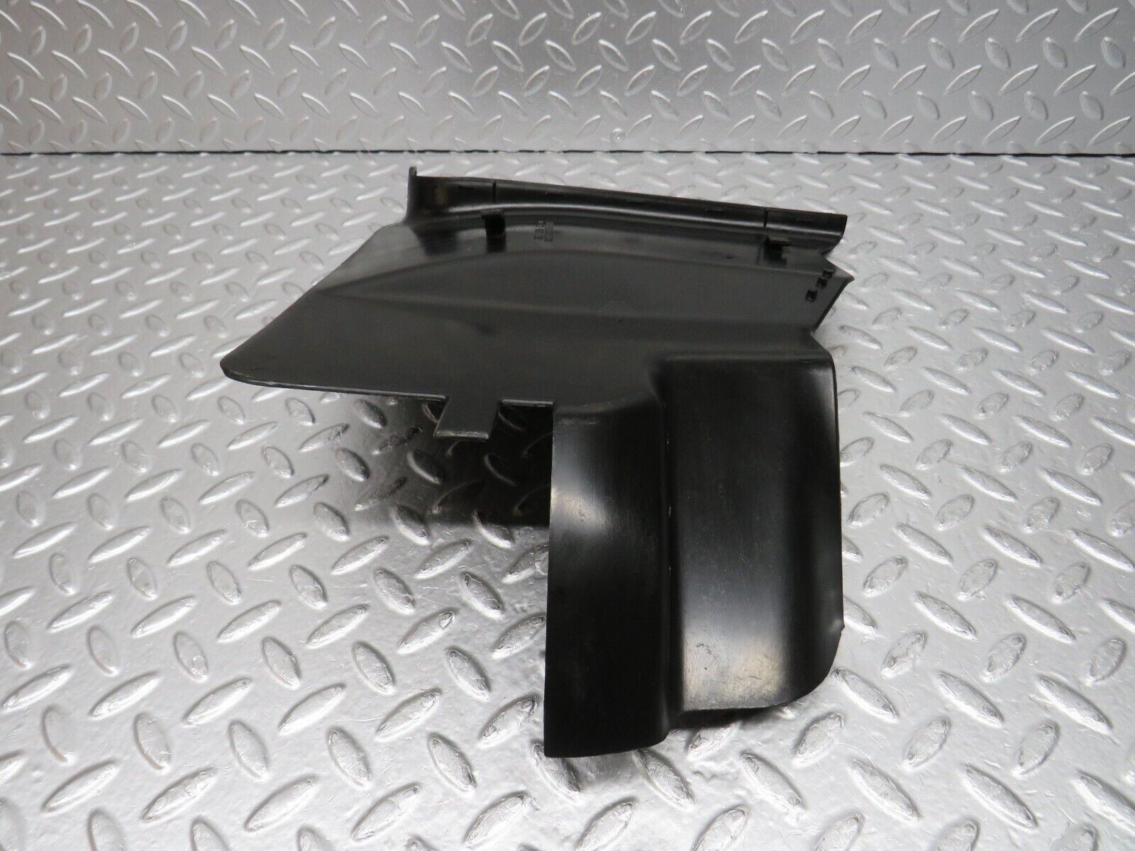 31665 Mercedes-Benz W201 190LE 1.8L Kick Panel Right Black 2016880606