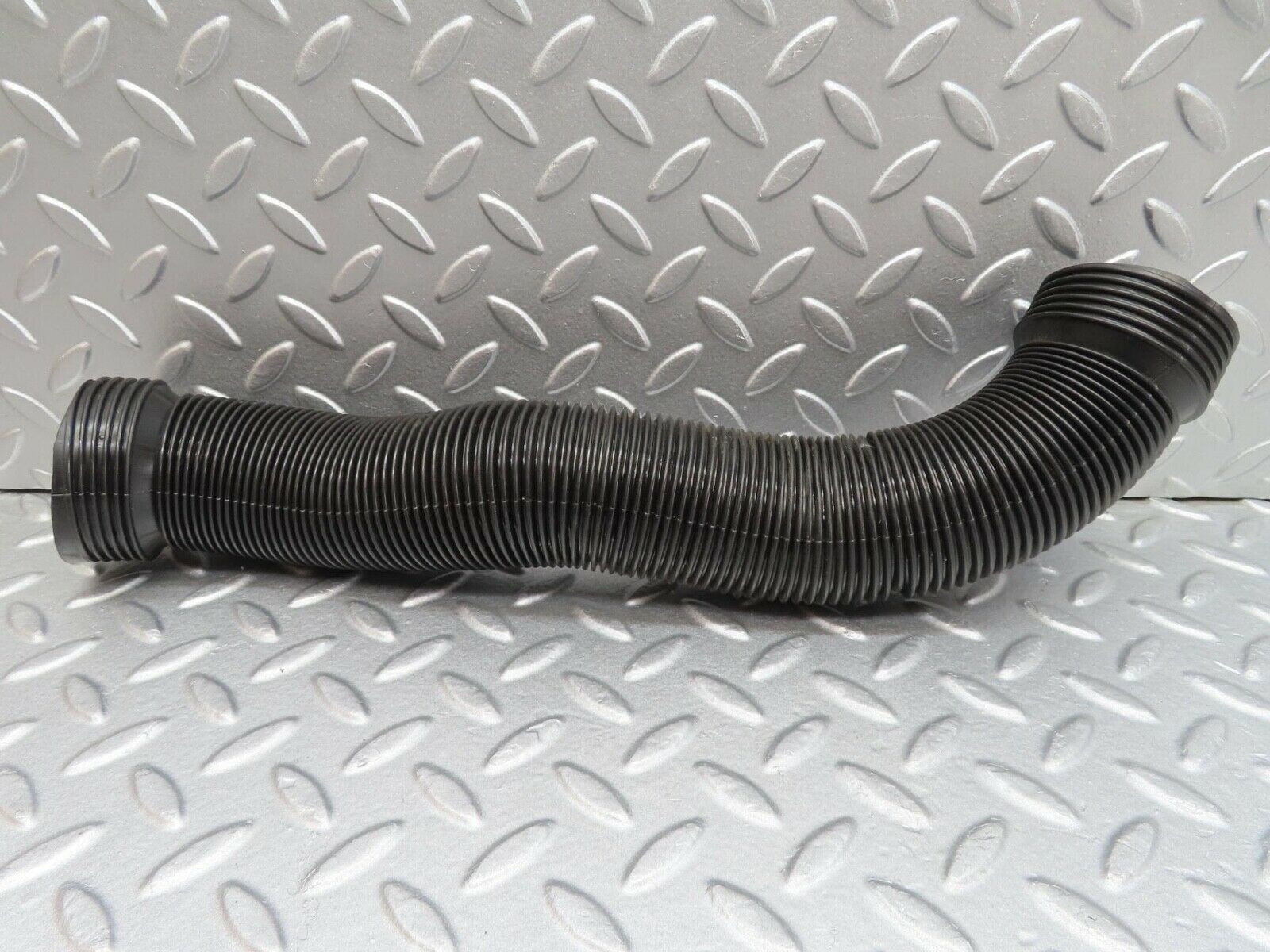 13942 Mercedes-Benz C107 280SLC Dash Air Vent Pipe Left Side