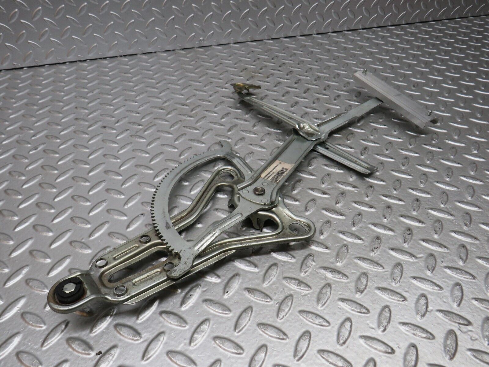 27675 Mercedes-Benz S124 300TE Wagon Front Right Power Window Regulator