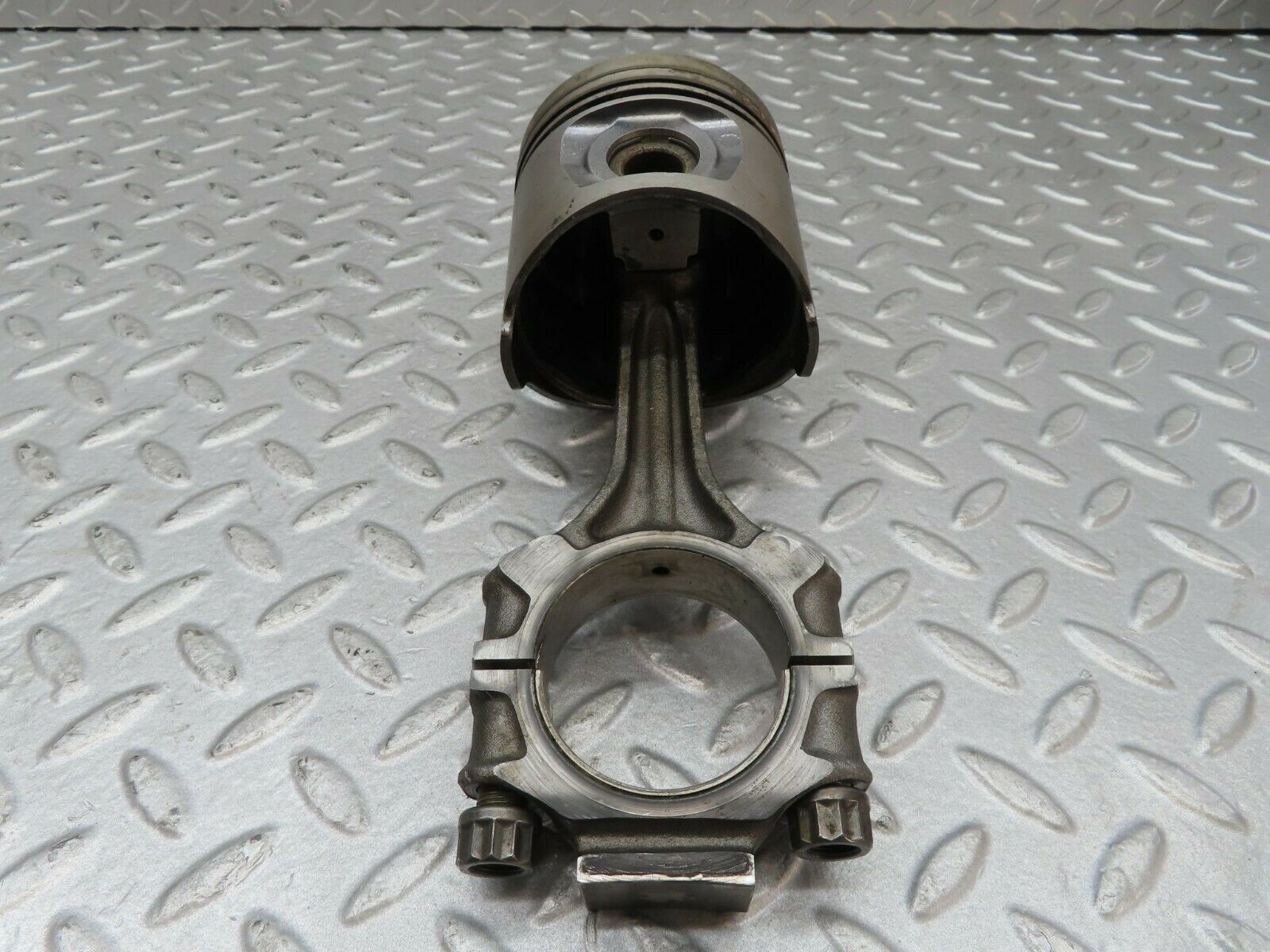 16572 Mercedes-Benz C107 350SLC Coupe Piston With Connecting Rod 92 mm