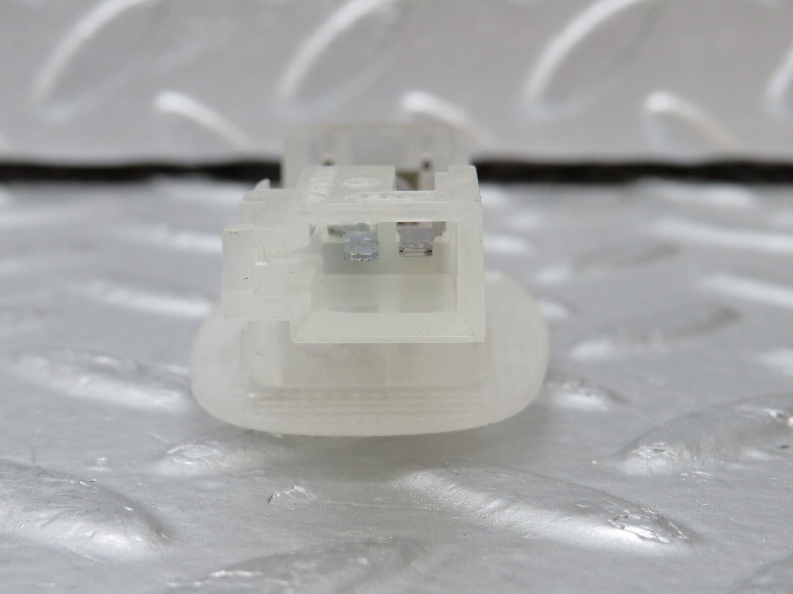 34764 Mercedes-Benz W210 320E Interior Roof Light 2088200501