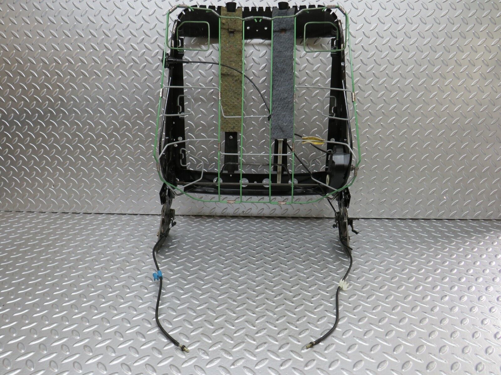 26623 Mercedes-Benz C124 220CE Coupe Front Right Seat Backrest