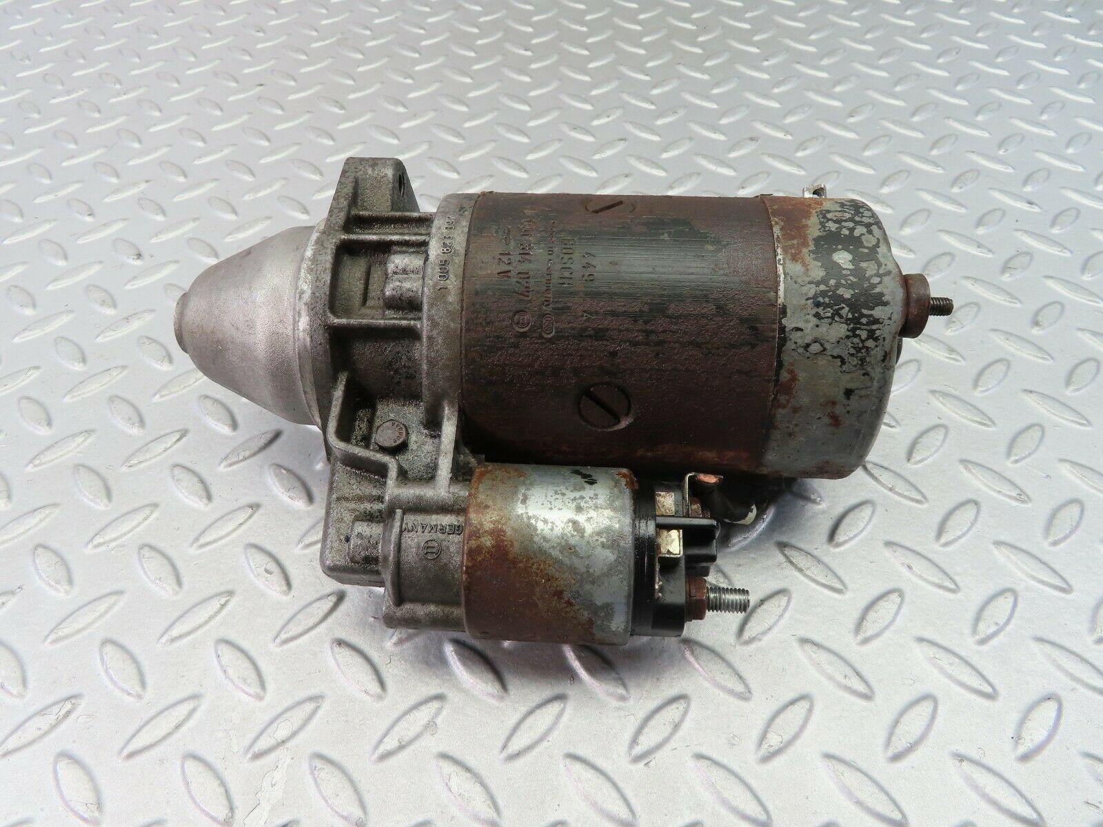 7792 Mercedes-Benz S123 230TE Wagon Starter Motor Bosch 0001314027