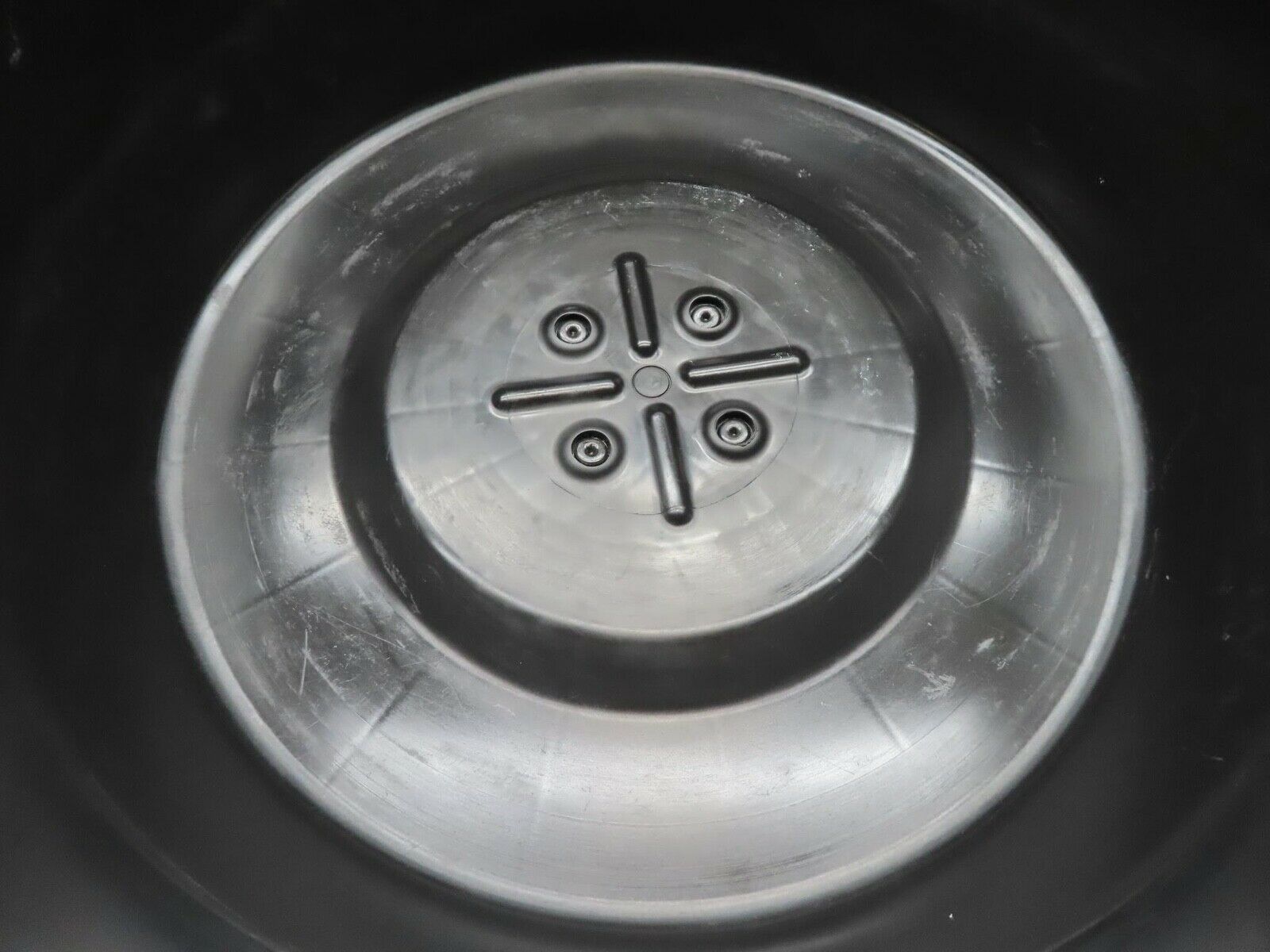 14865 Mercedes-Benz W140 S320 Spare Wheel Holder 1408900007