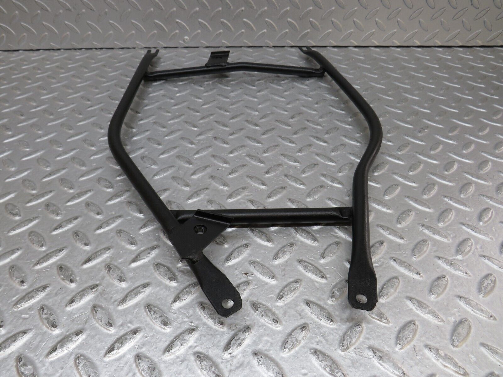 37365 Mercedes-Benz W109 300SEL Front Reinforcement Bar