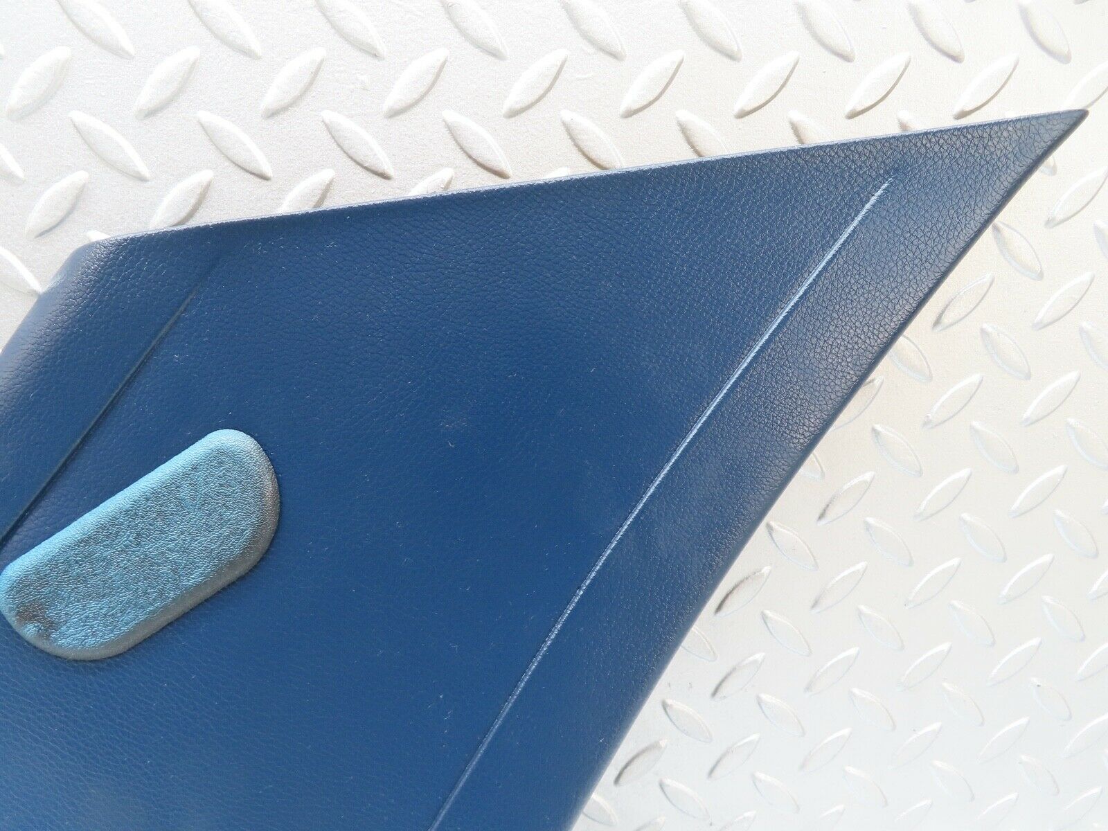 17517 Mercedes-Benz W116 450SEL C Pillar Cover Trim Left Side Blue