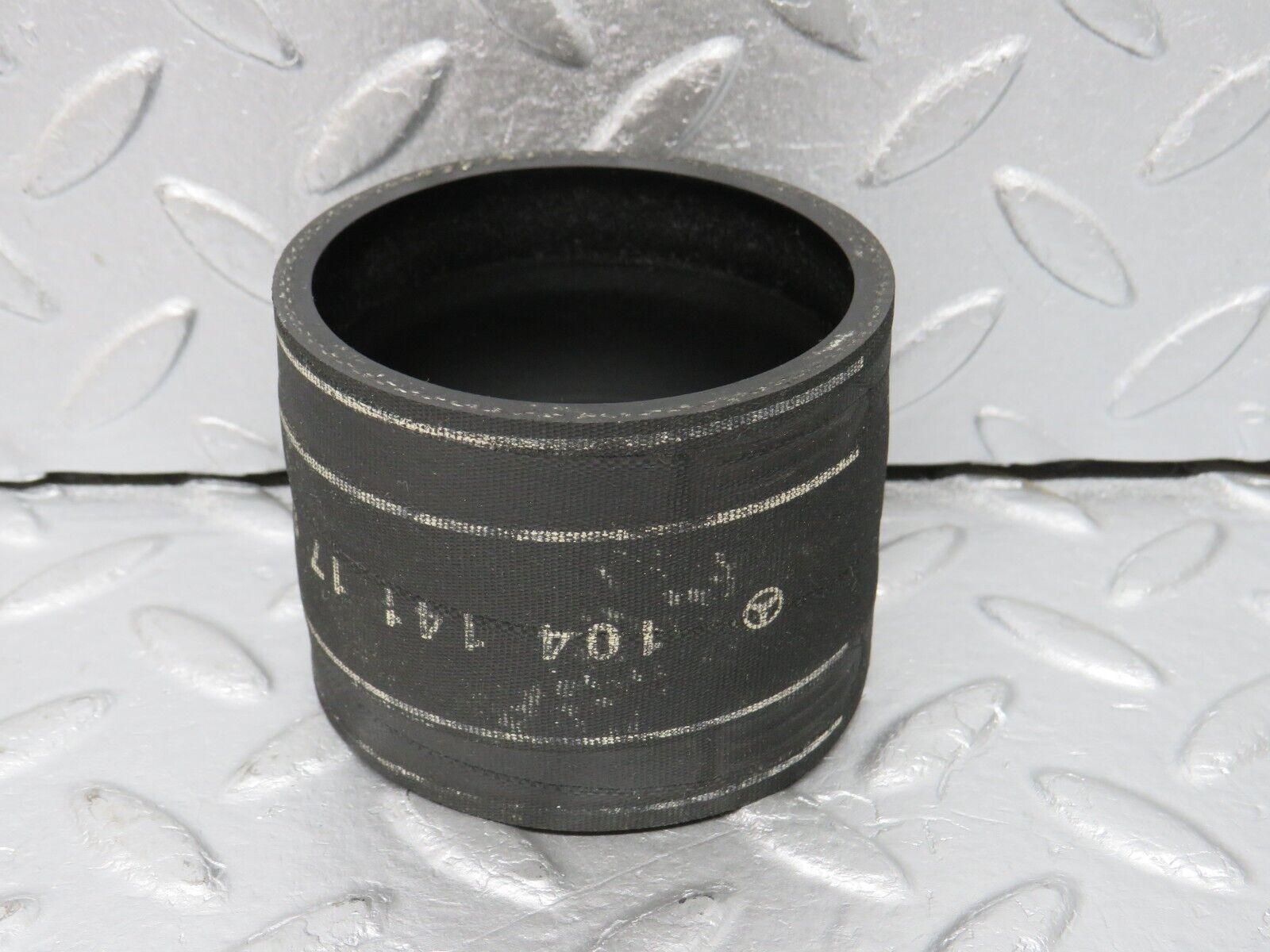 39407 Mercedes-Benz R129 320SL Coupe Air Intake Manifold Hose 1041411783