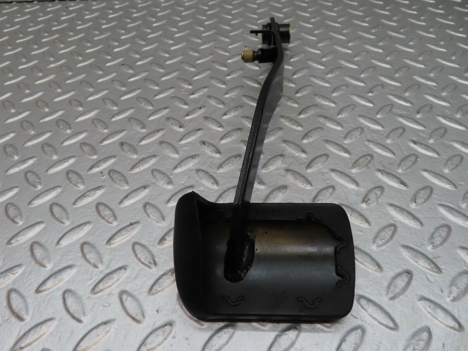 15060 Mercedes-Benz W140 S320 Brake Pedal