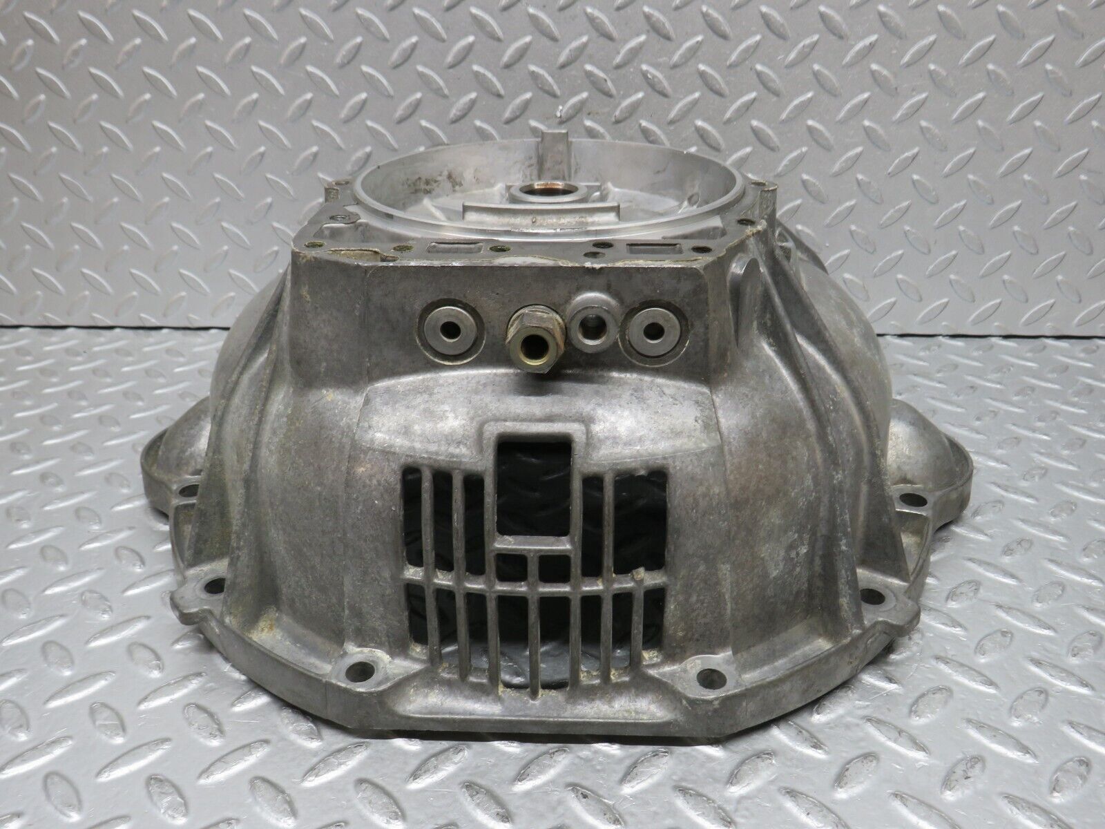 37678 Mercedes-Benz W109 300SEL Automatic Gearbox Bell Housing & Oil Pump 1092500305 1152770420