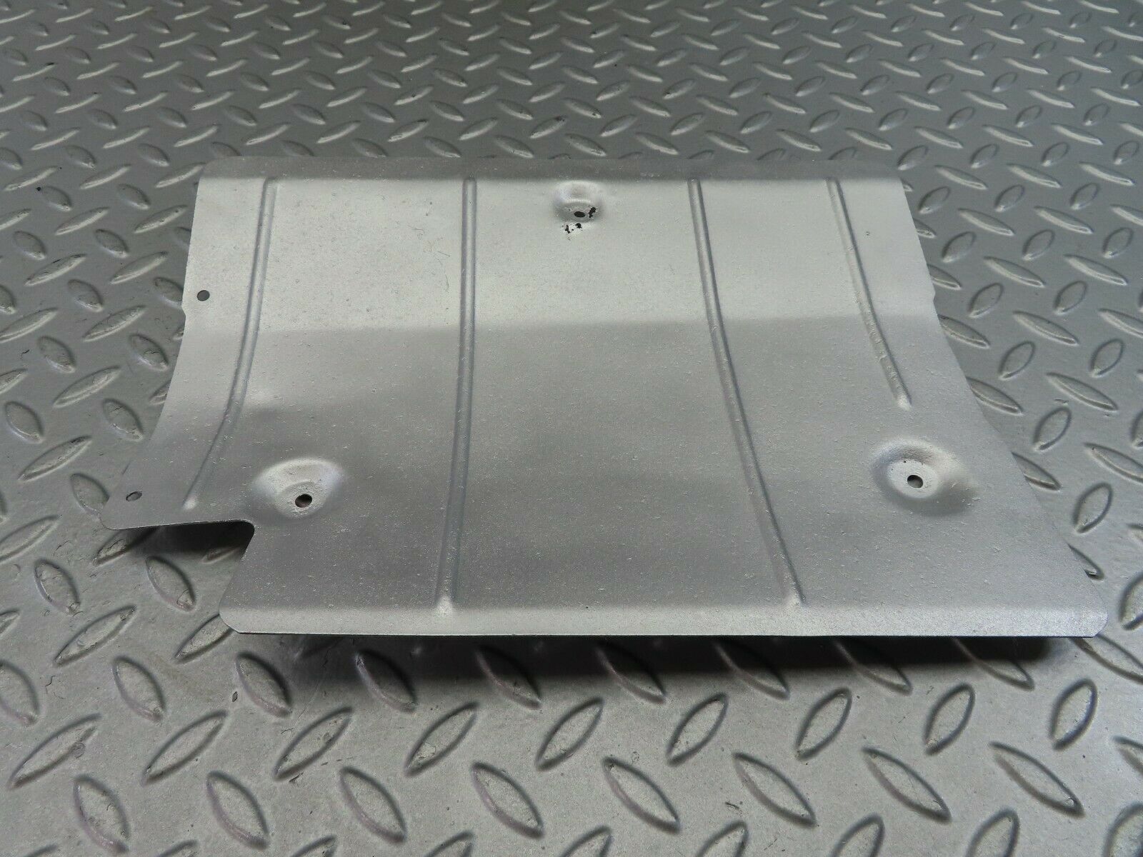 7676 Mercedes-Benz S123 230TE Wagon Exhaust Heat Shield