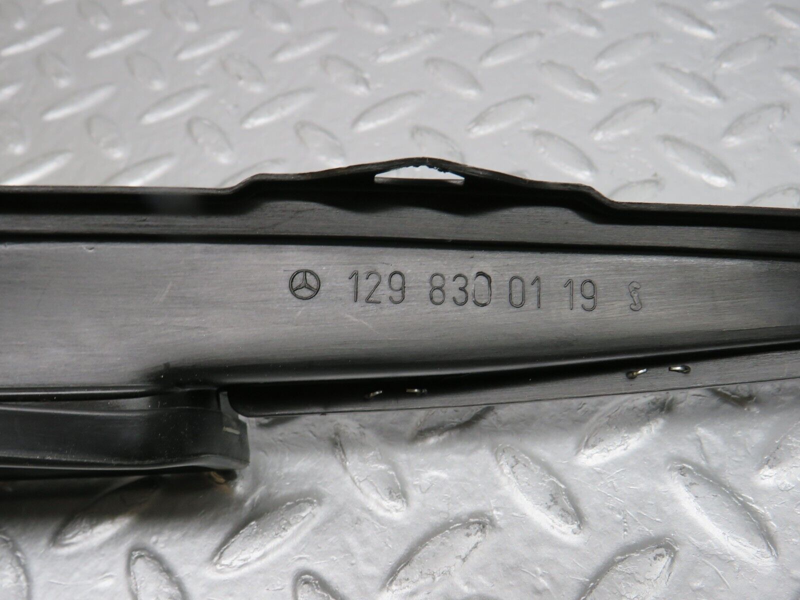 38558 Mercedes-Benz R129 280SL Coupe Dashboard Air Vent Duct 1298300219 1298300119