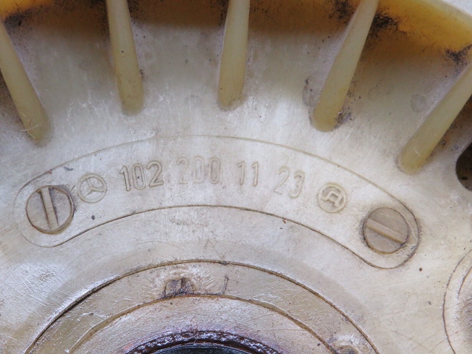 29313 Mercedes-Benz W124 230E Engine Cooling Fan 1022001123