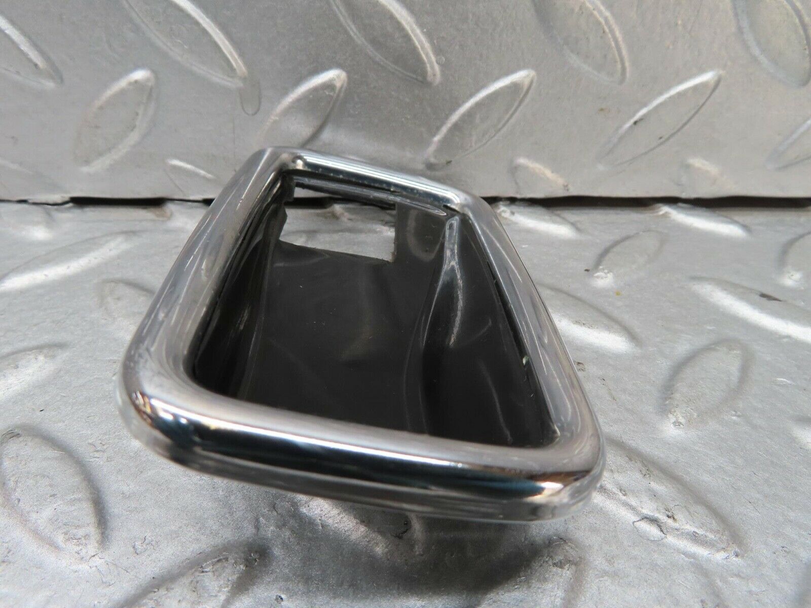 7056 Mercedes-Benz W123 230E Chrome Frame For Door Opener Left 1087660511