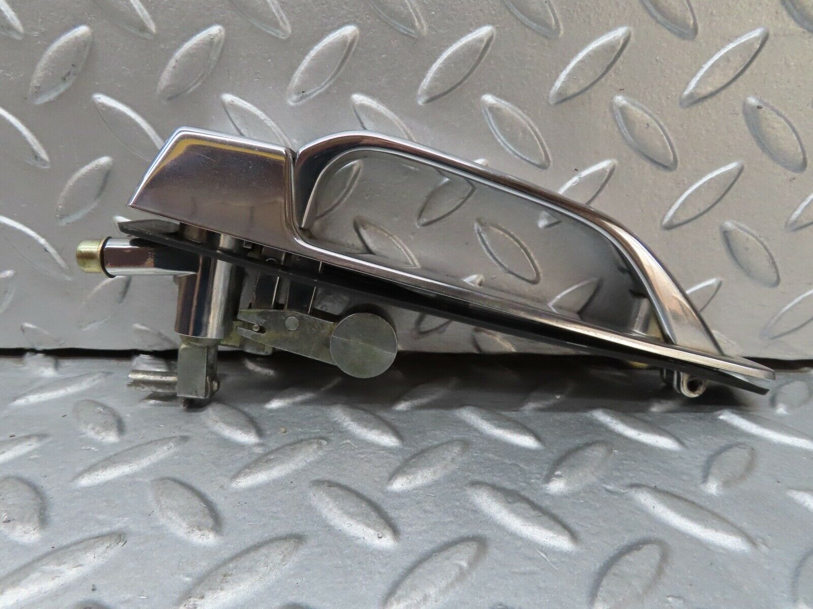 17659 Mercedes-Benz W116 450SEL Exterior Chrome Door Handle Rear Left