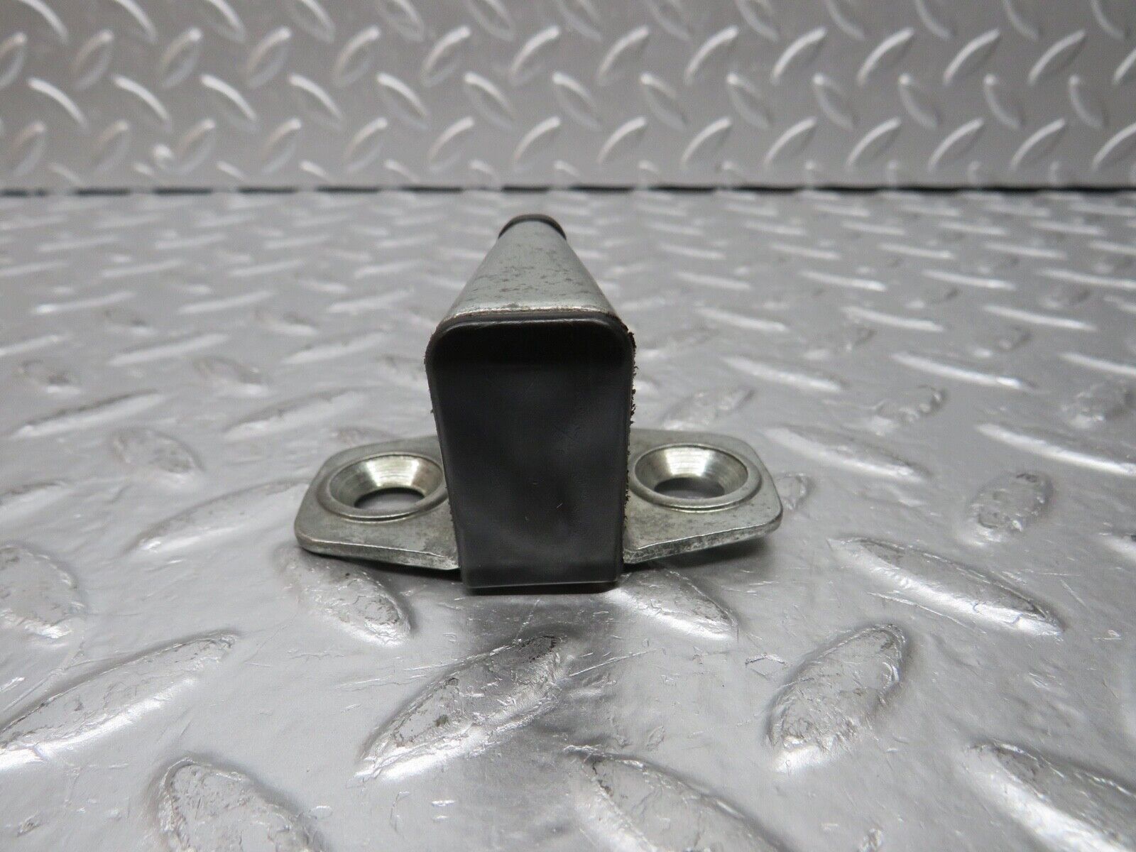 30479 Mercedes-Benz W124 230E Door Lock Latch