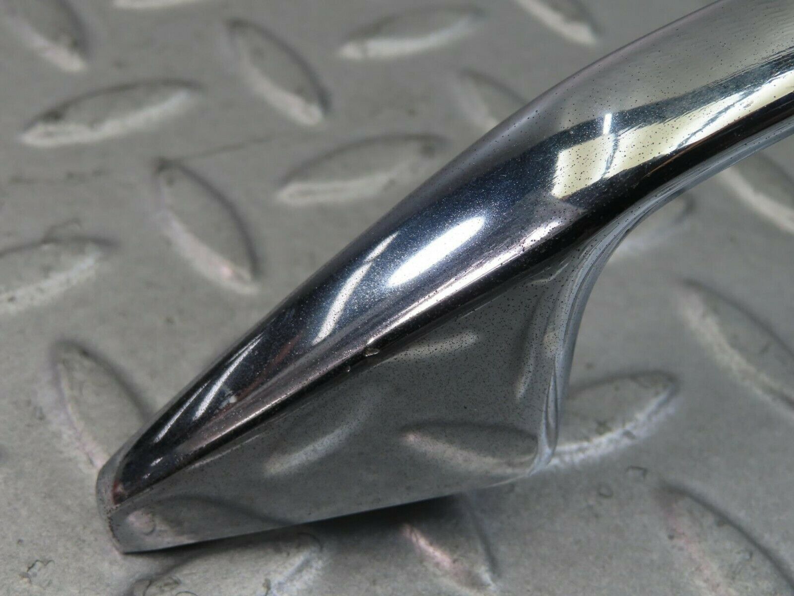 8787 Mercedes-Benz W115 Chrome Door Handle Front Left No Key 1157660101