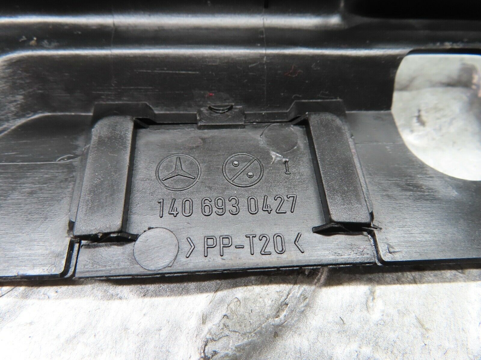 19694 Mercedes-Benz C140 CL420 Coupe Trunk Cover Trim Black 1406941325