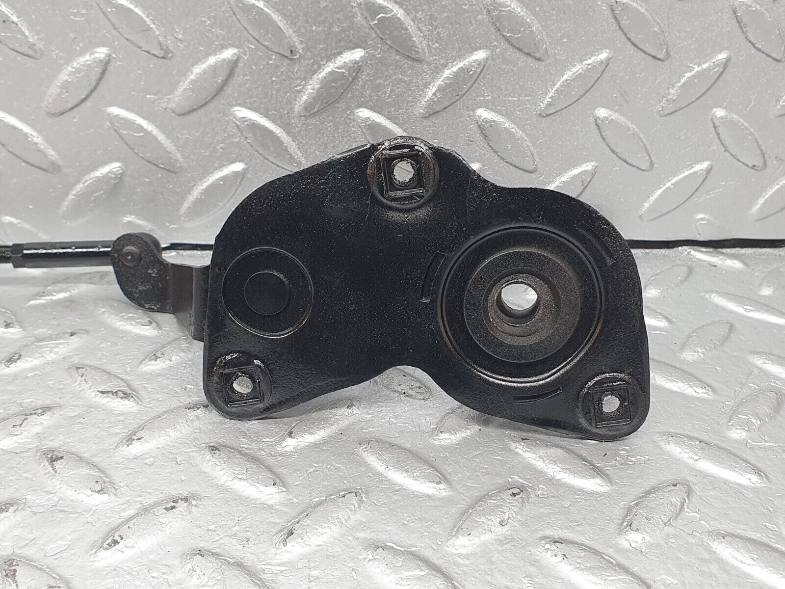 41233 Mercedes-Benz W126 300SE Throttle Linkage