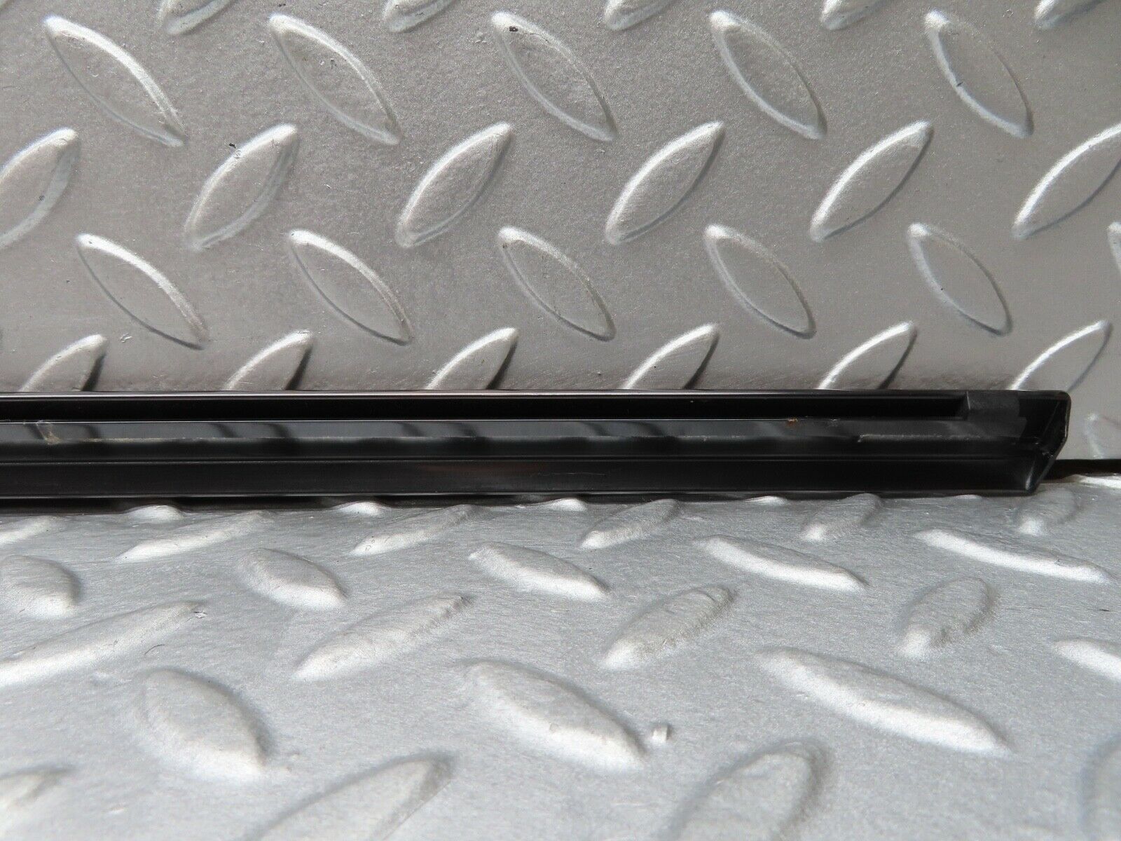 17379 Mercedes-Benz R129 300SL Coupe Left Door Chrome Trim