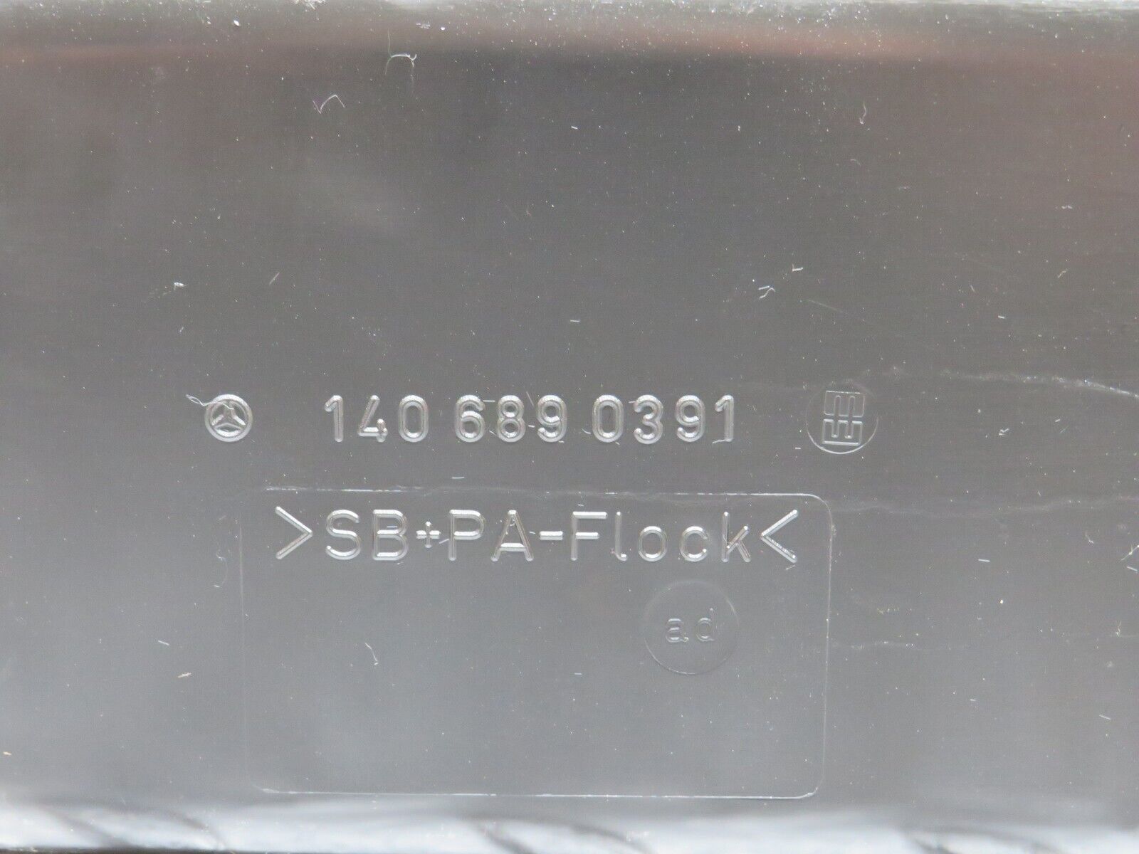 24979 Mercedes-Benz W140 S320 Glove Box 1406890391