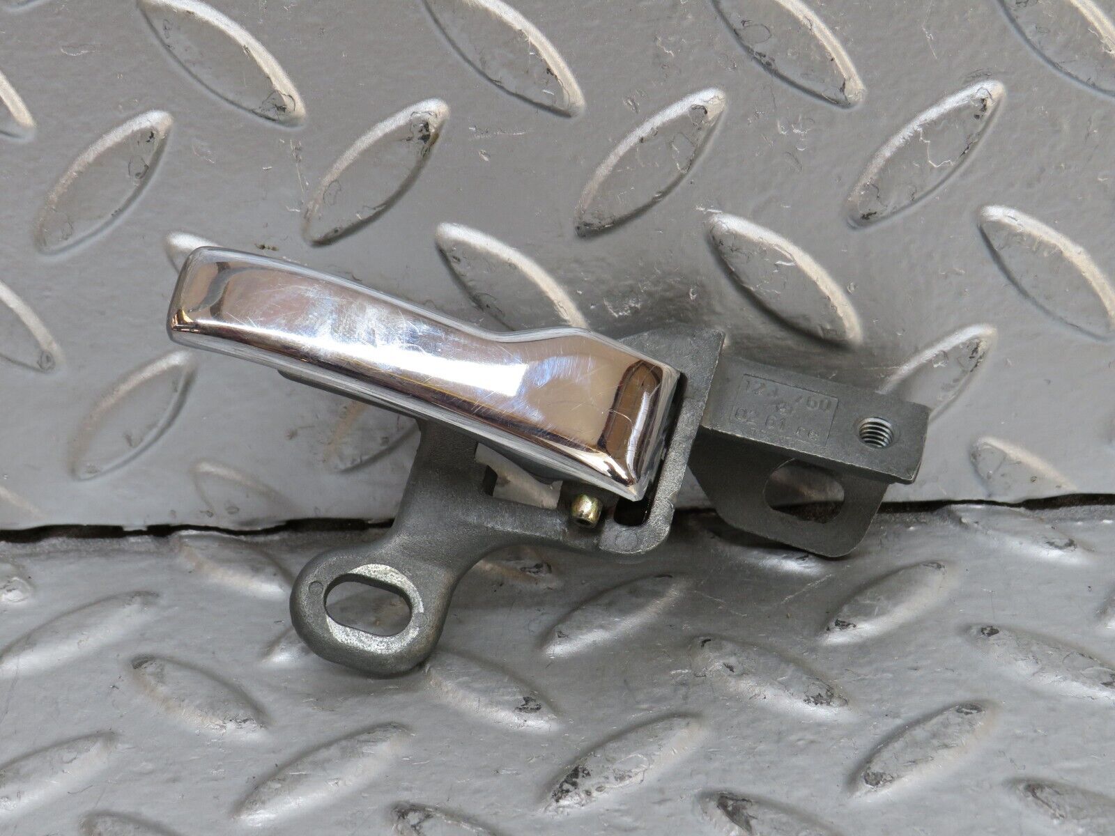 28284 Mercedes-Benz S123 240D Wagon Right Interior Door Handle 1237600261