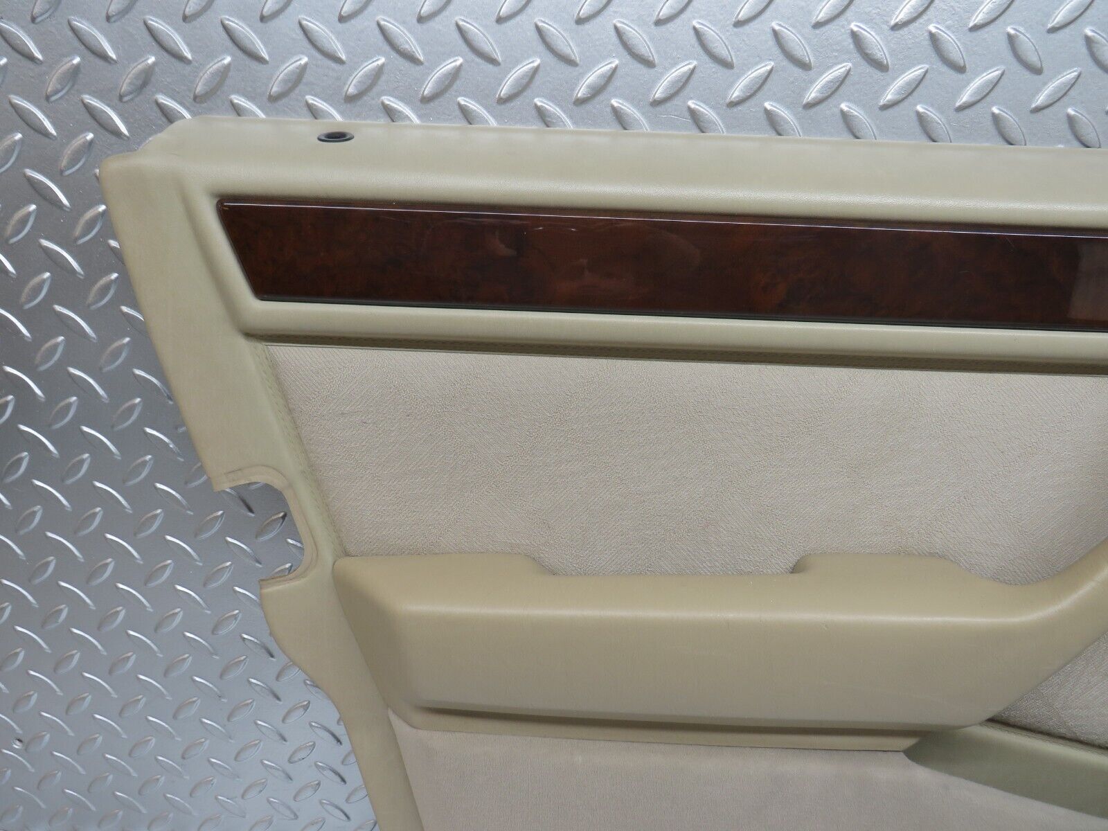 27521 Mercedes-Benz S124 300TE Wagon Front Left Door Card Beige