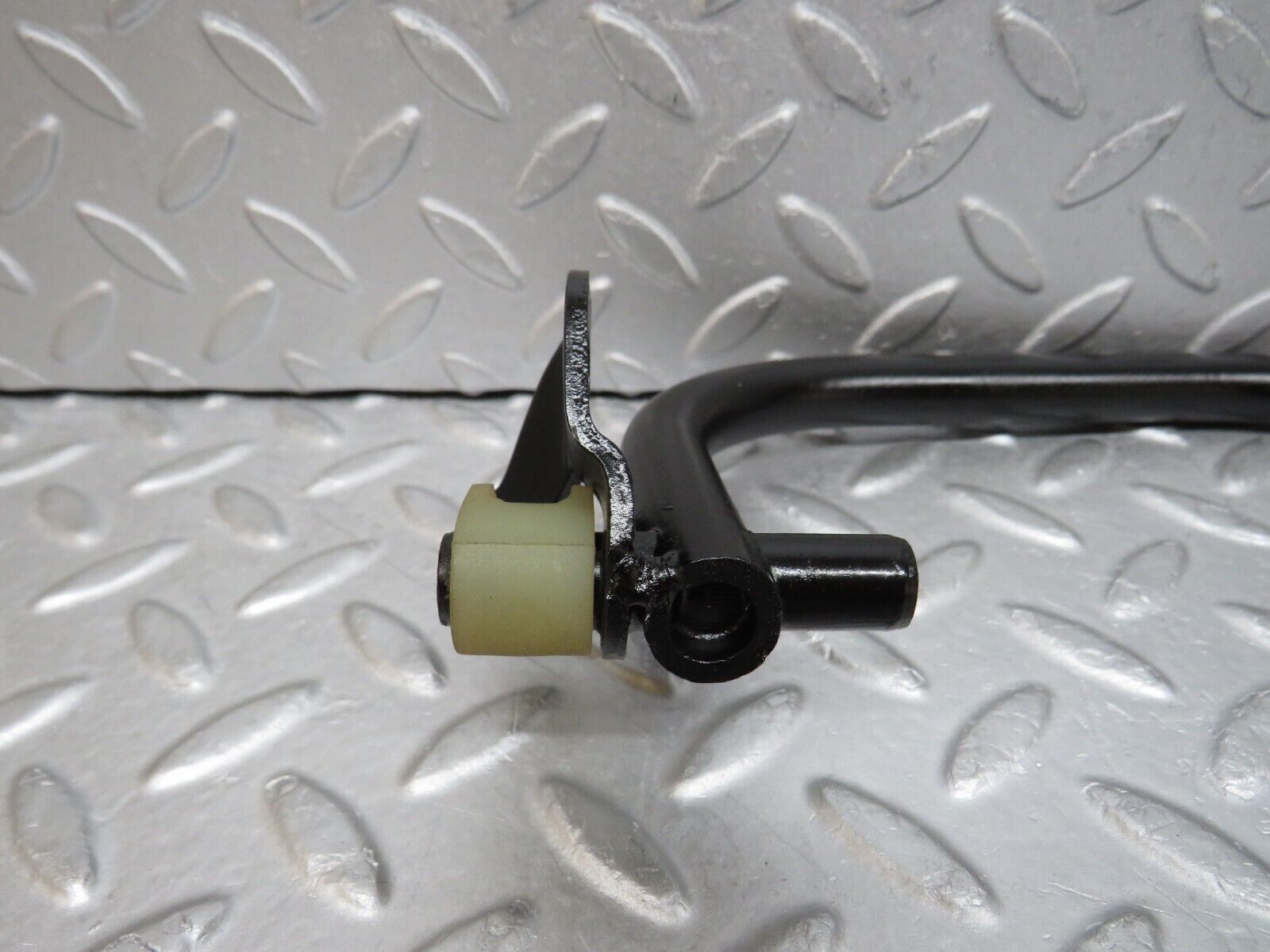 37482 Mercedes-Benz W109 300SEL Accelerator Pedal Linkage