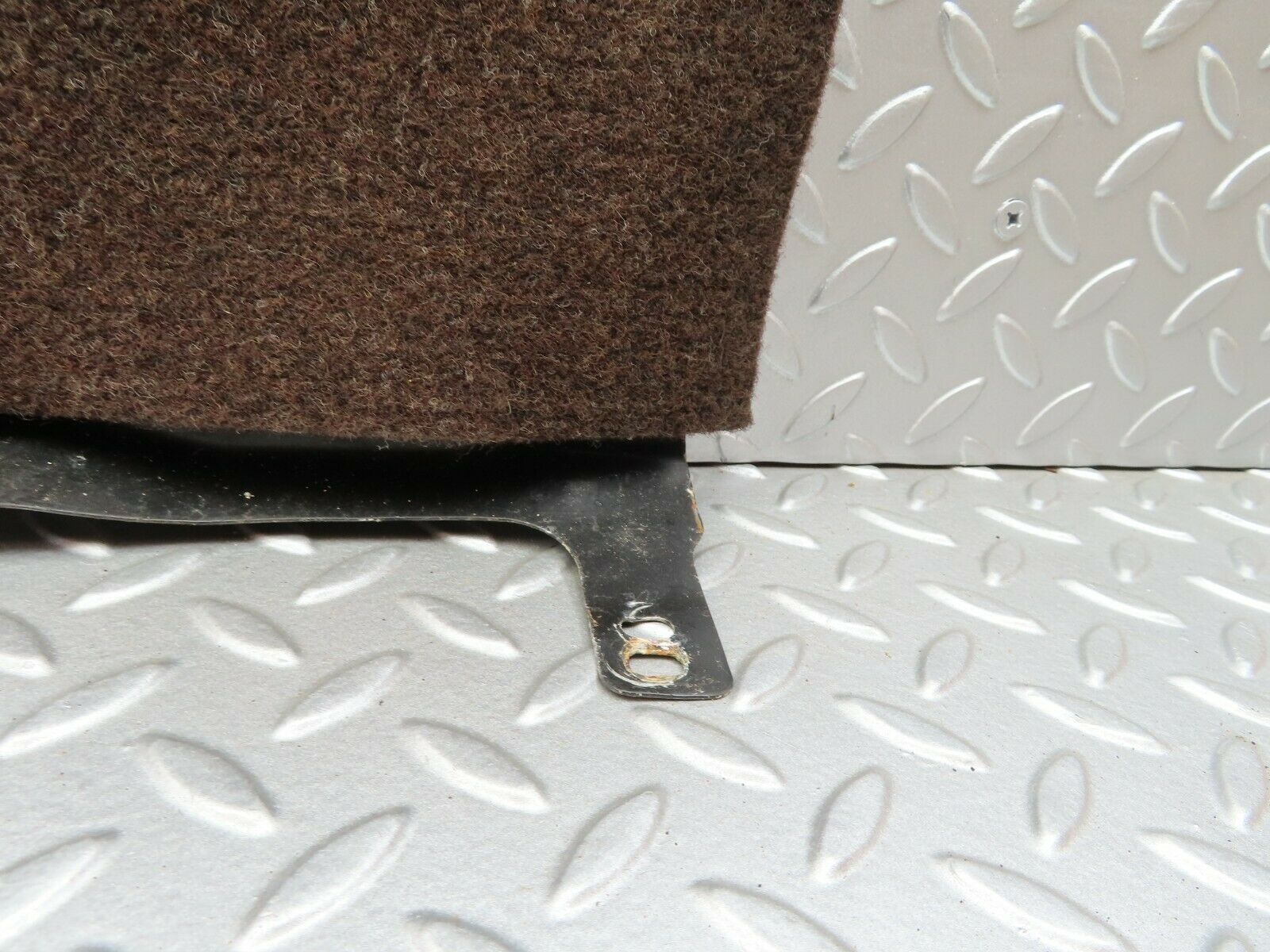 6327 Mercedes-Benz W126 380SE Fuel Tank Cover Plate