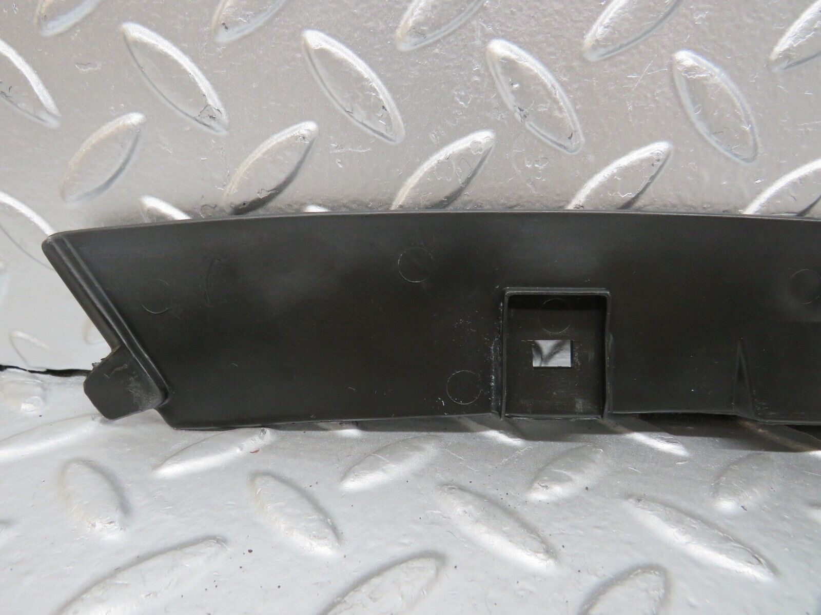 26792 Mercedes-Benz W123 240D Rear Left C Pillar Plastic Trim