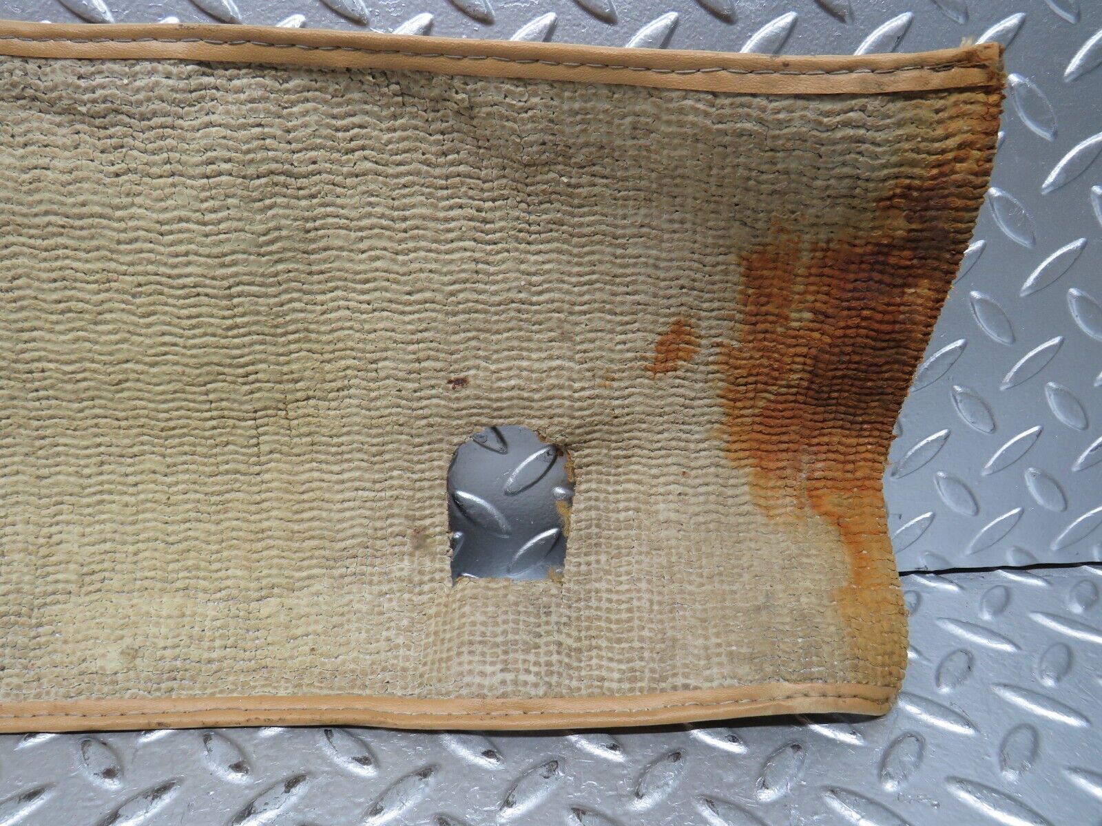 28683 Mercedes-Benz W123 230E Floor Carpet