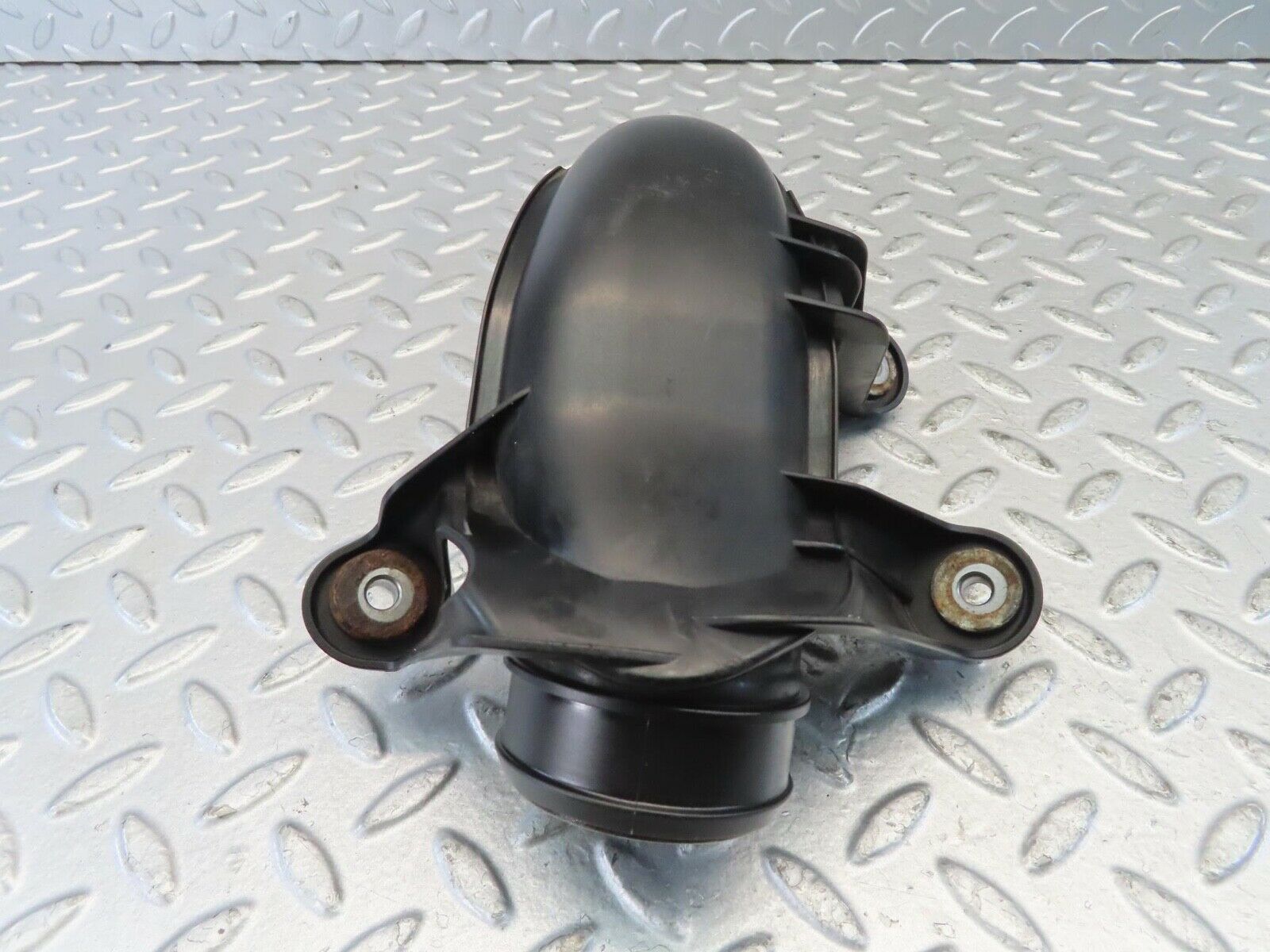 11224 Mercedes-Benz W221 S320 Air Intake Hose Pipe 2215200001