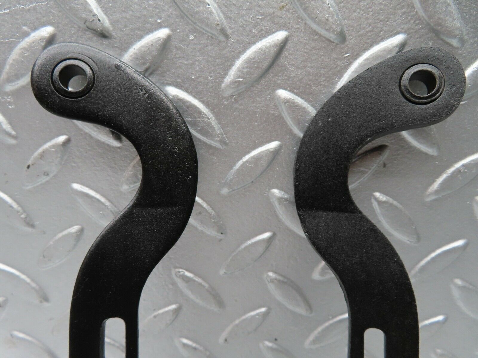 20946 Mercedes-Benz W114 250CE Coupe Bonnet Hinge Support Pair