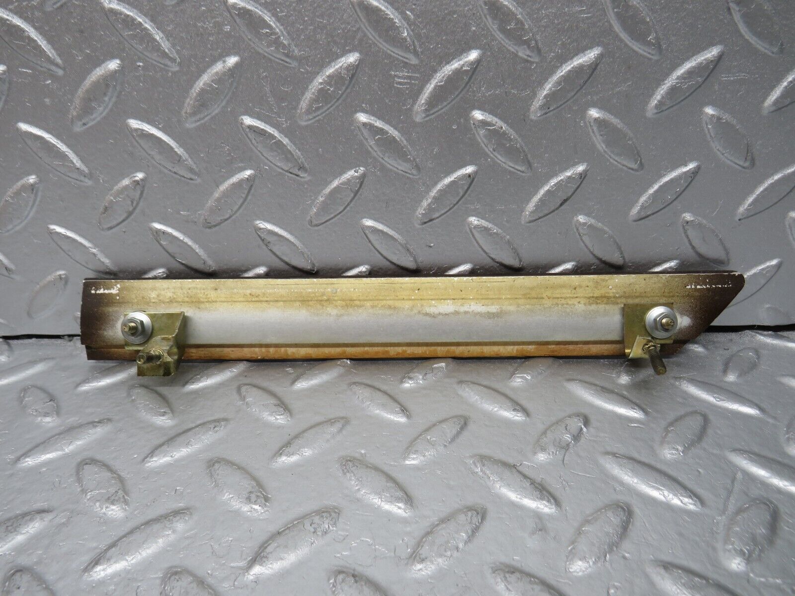 33175 Mercedes-Benz W124 Dashboard Wood Trim