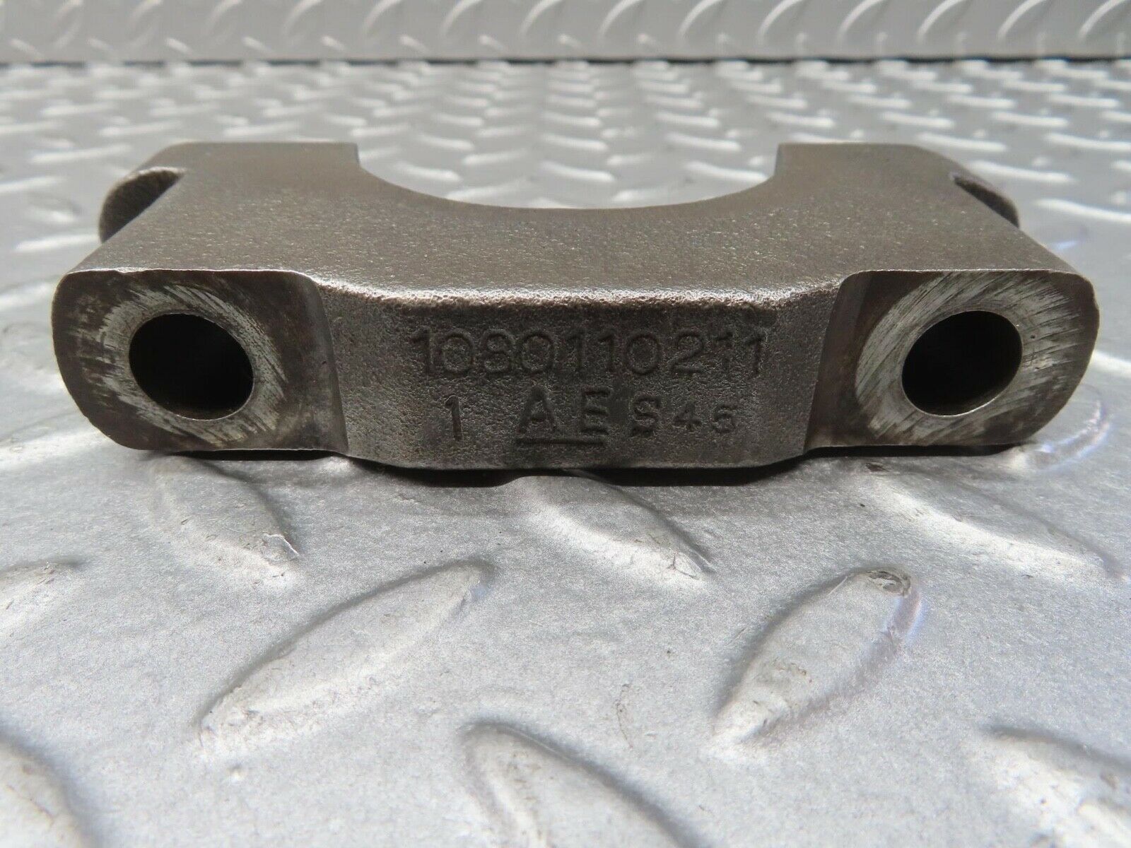 13384 Mercedes-Benz W111 230S Crankshaft Bearing Holder Block 1080110211