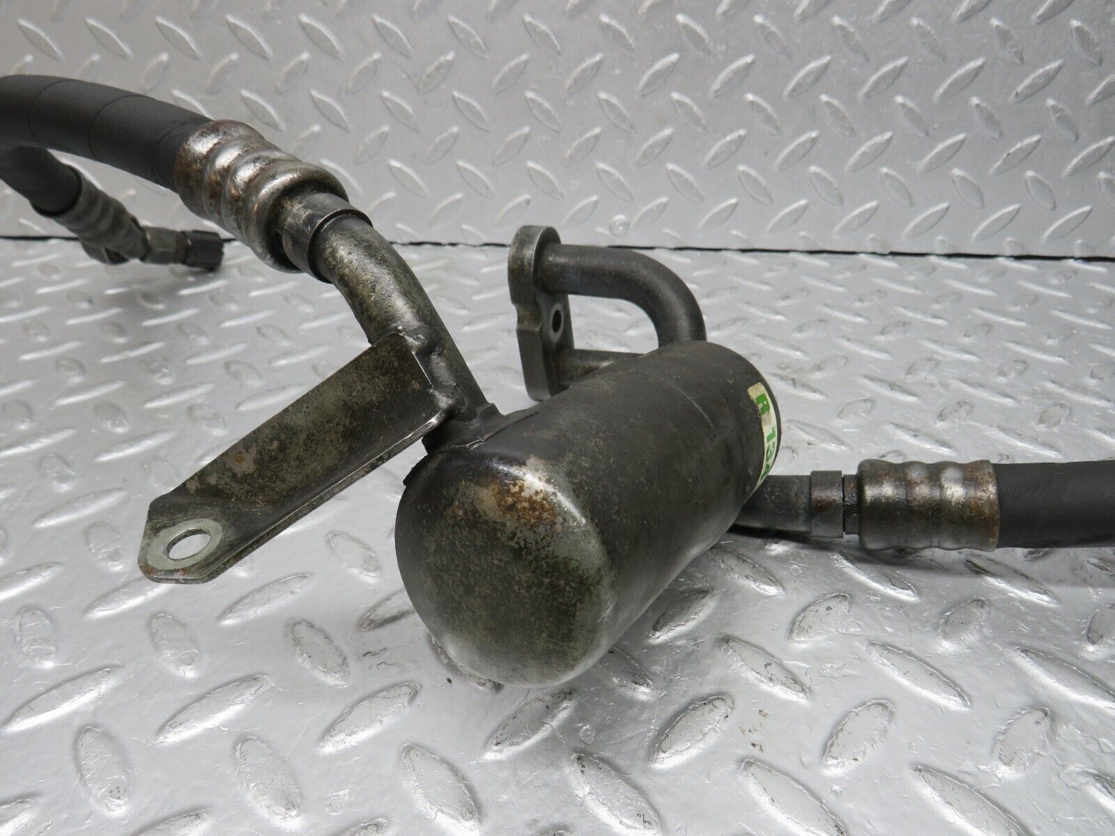 38178 Mercedes-Benz A124 320E Cabriolet Air Conditioning Hose Pipe With Dryer 1042300856